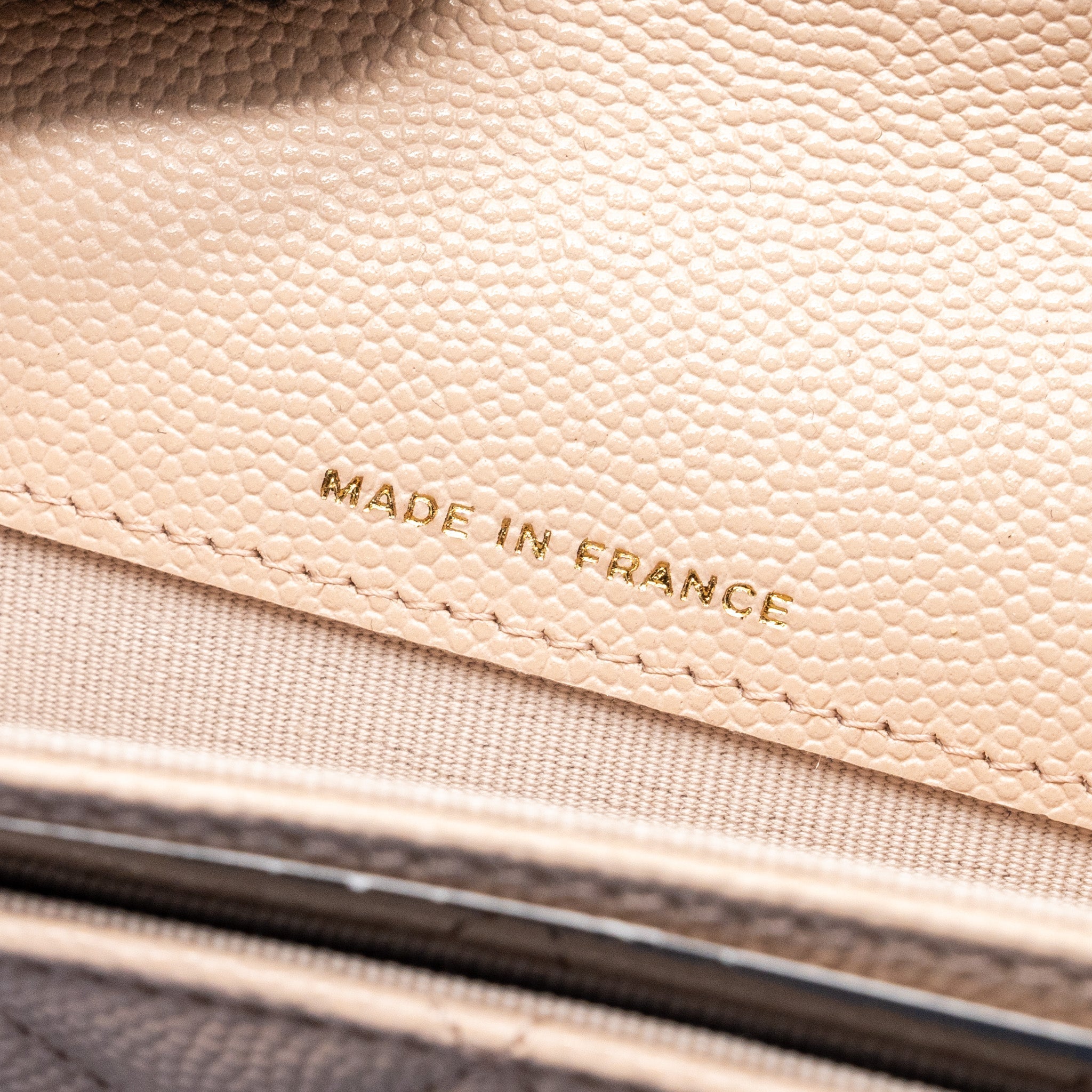 CHANEL CLASSIC FLAP CARD HOLDER CAVIAR LIGHT BEIGE LGHW