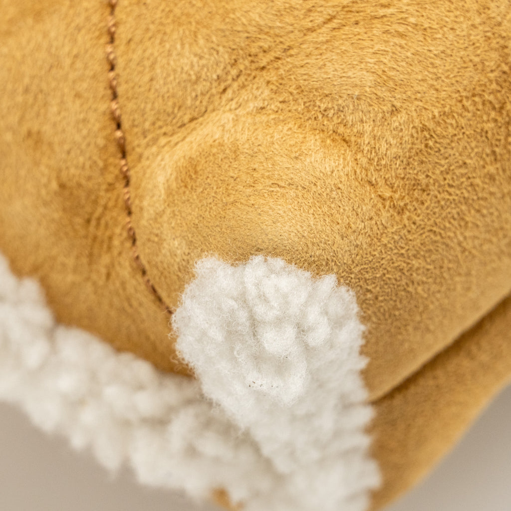 CHANEL MEDIUM 22 BAG QUILTED SHEARLING SUEDE CAMEL GHW (MICROCHIP)