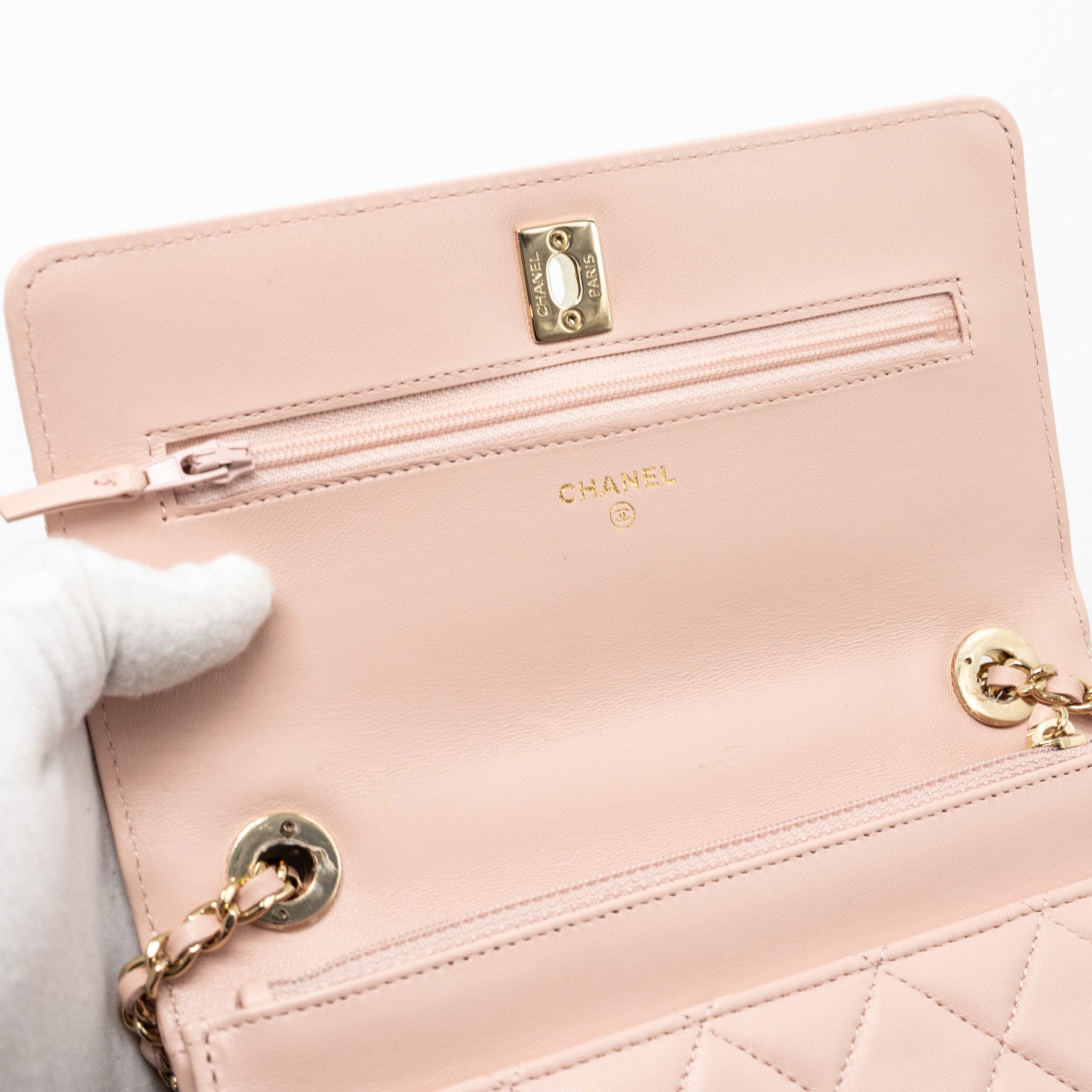 CHANEL TRENDY CC QUILTED WALLET ON CHAIN LAMBSKIN LIGHT PINK LGHW (MICROCHIP)