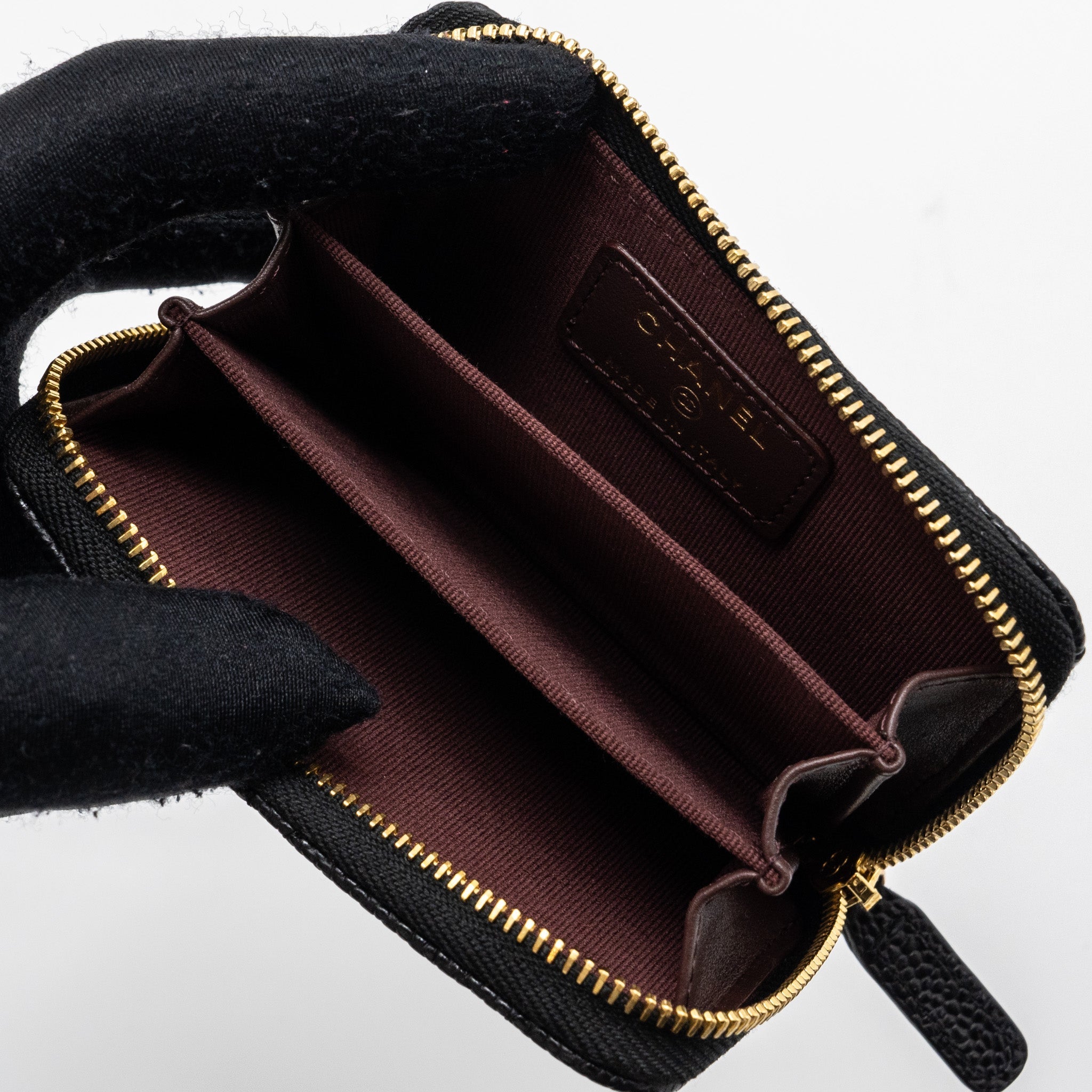 CHANEL QUILTED ZIPPER CARD HOLDER CAVIAR BLACK GHW (MICROCHIP)