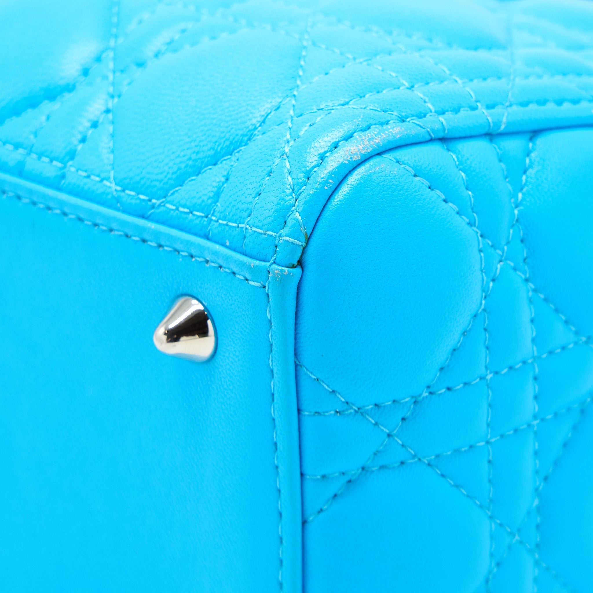 DIOR MEDIUM LADY DIOR LAMBSKIN LIGHT BLUE SHW