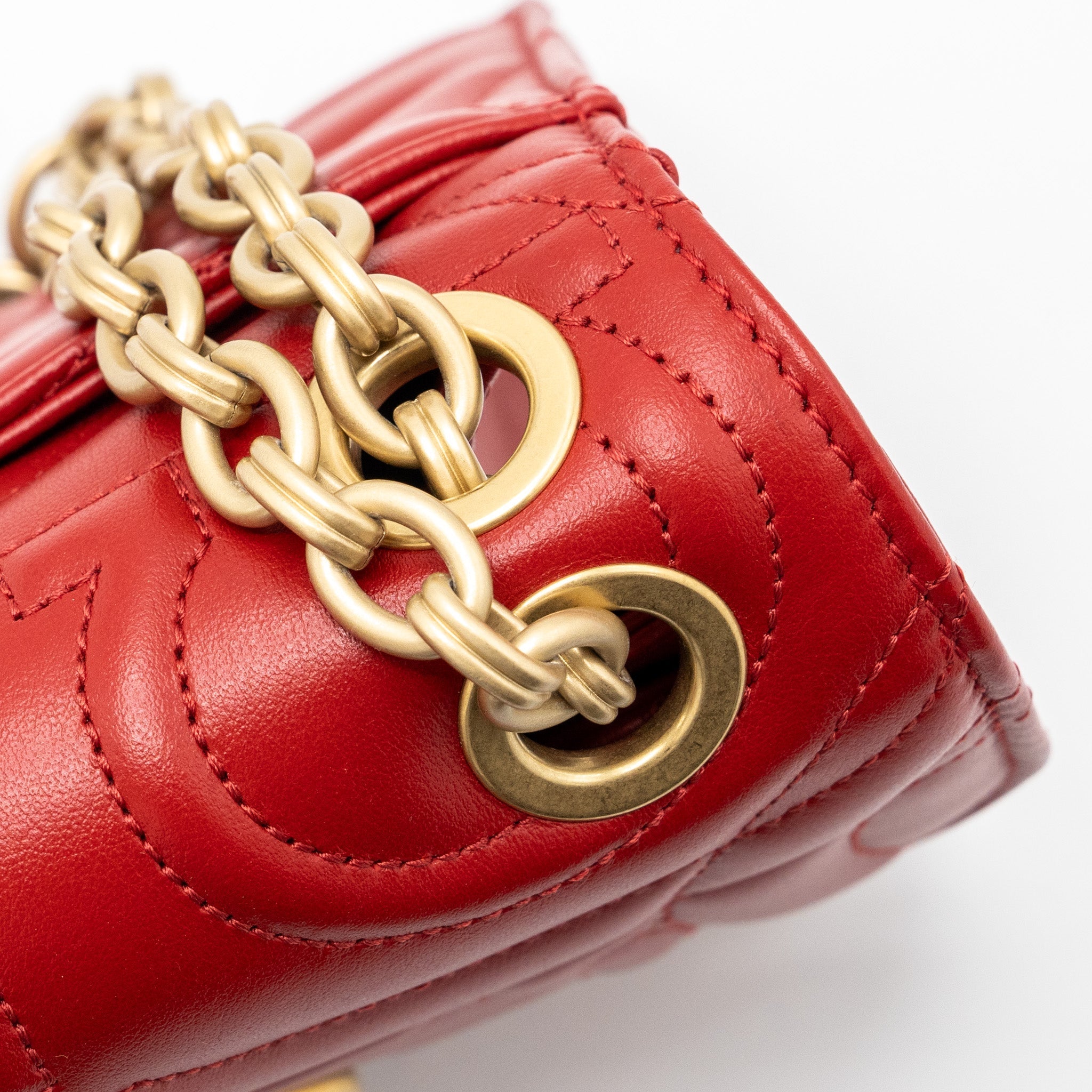 SALVATORE FERRAGAMO GLANCING SHOULDER BAG CALFSKIN RED GHW