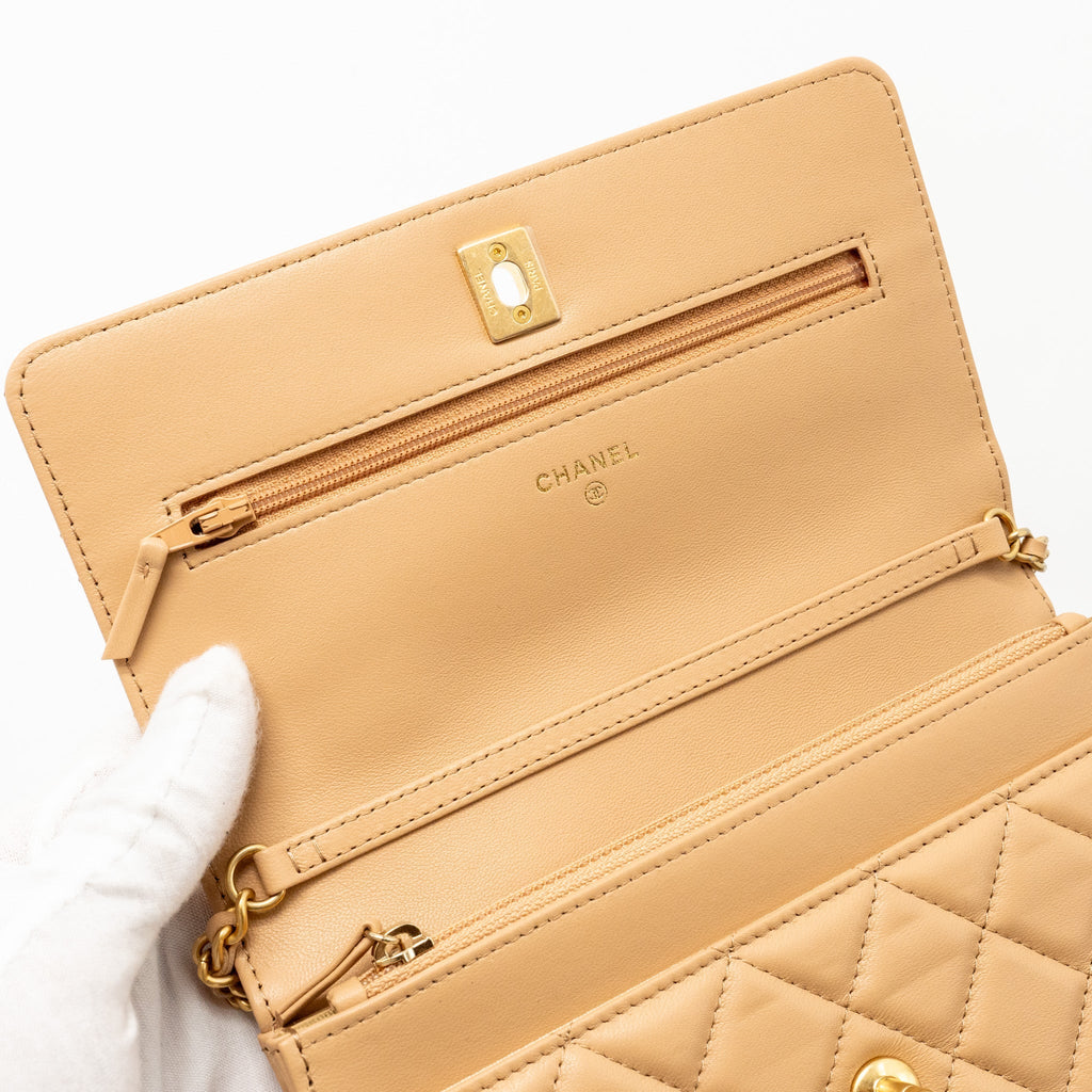 CHANEL PEARL CRUSH WALLET ON CHAIN LAMBSKIN BEIGE GHW (MICROCHIP)