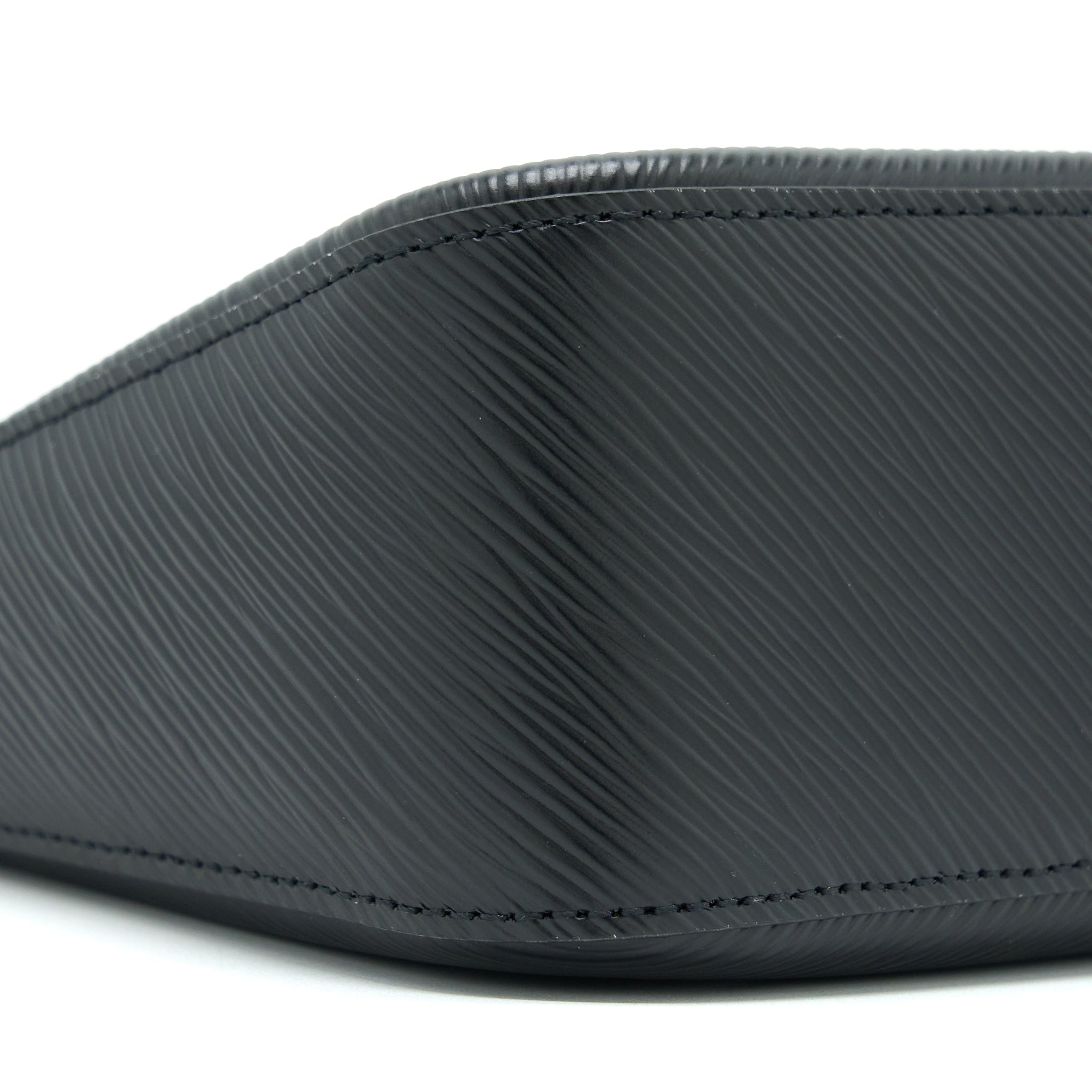 LOUIS VUITTON MARELLE EPI BLACK SHW