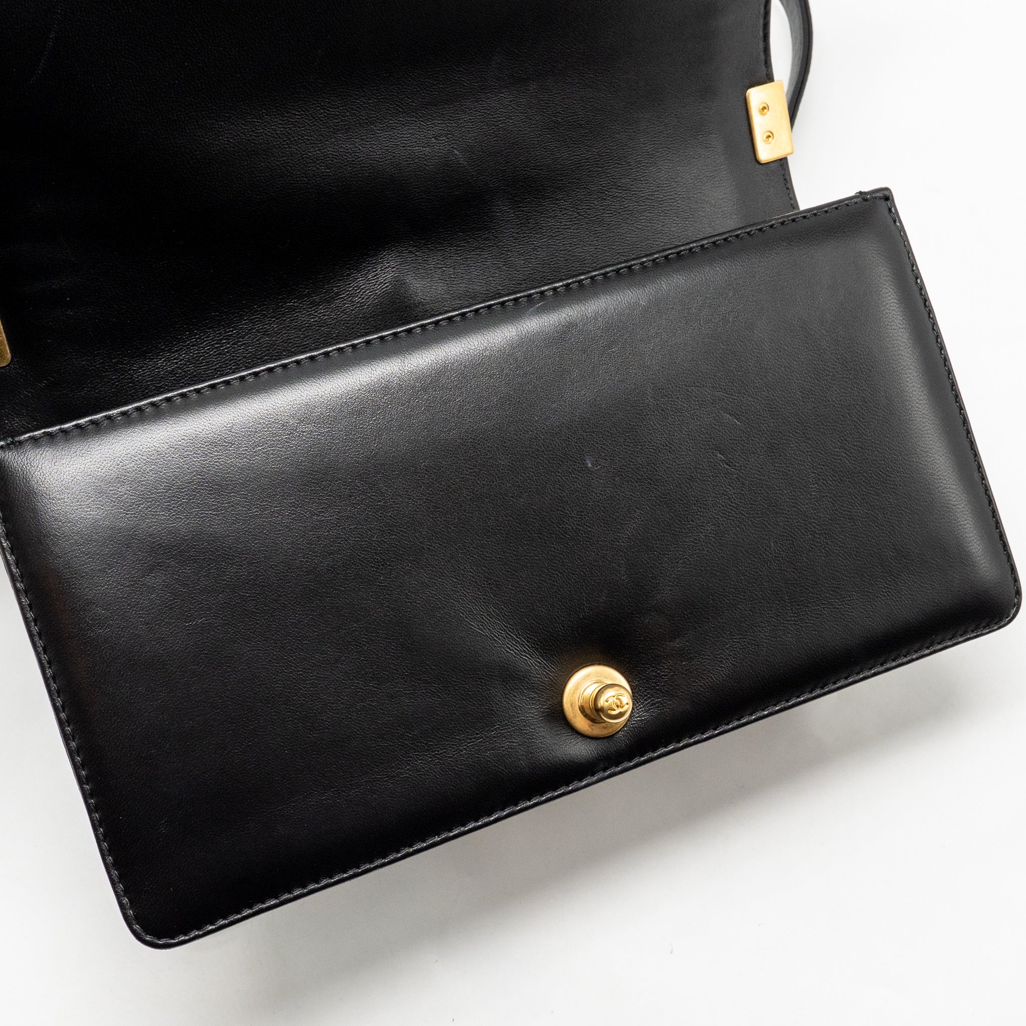 CHANEL MEDIUM BOY BAG LAMBSKIN BLACK GHW