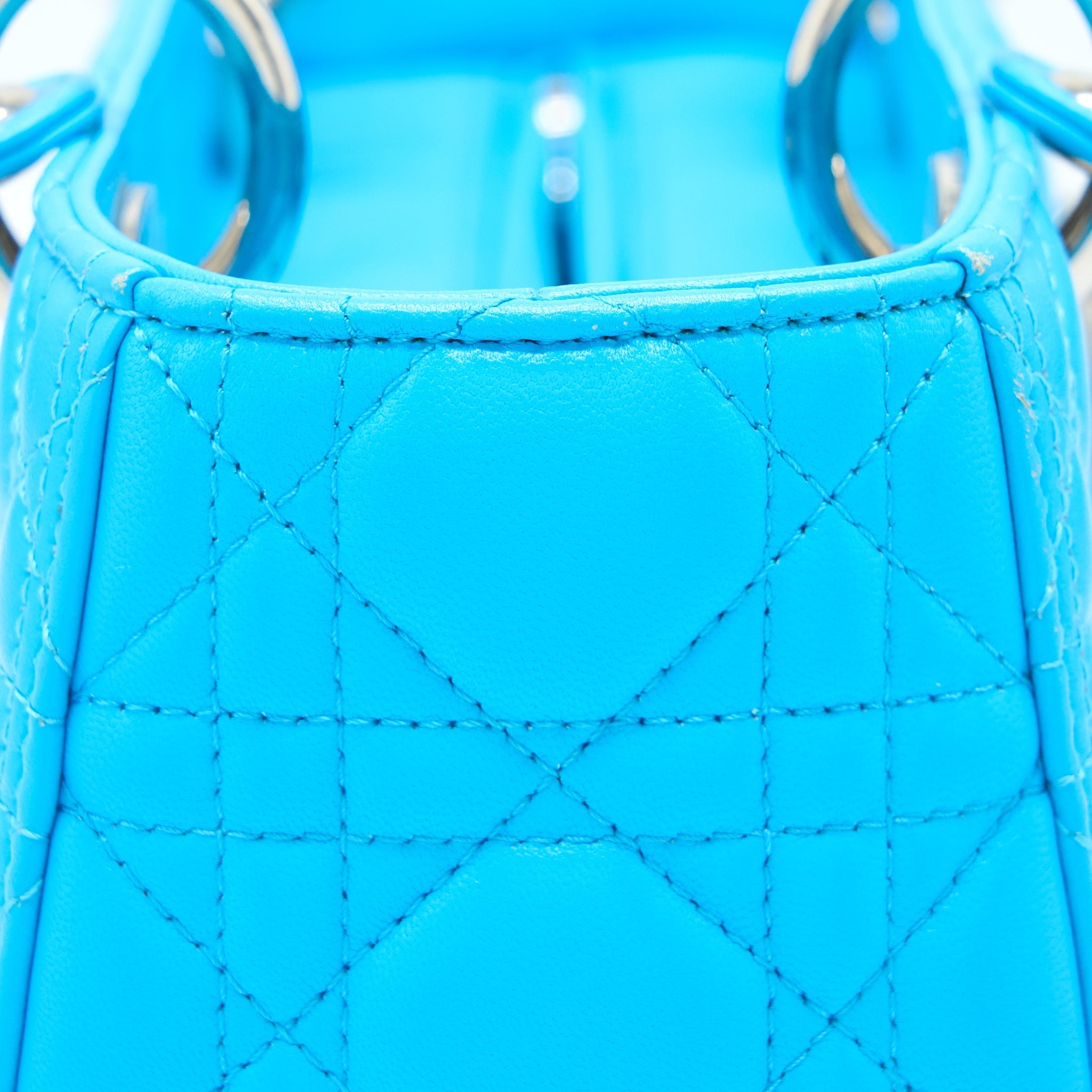 DIOR MEDIUM LADY DIOR LAMBSKIN LIGHT BLUE SHW