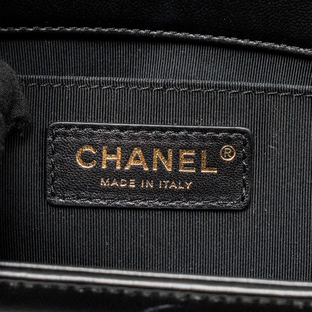 CHANEL MEDIUM BOY BAG LAMBSKIN BLACK GHW