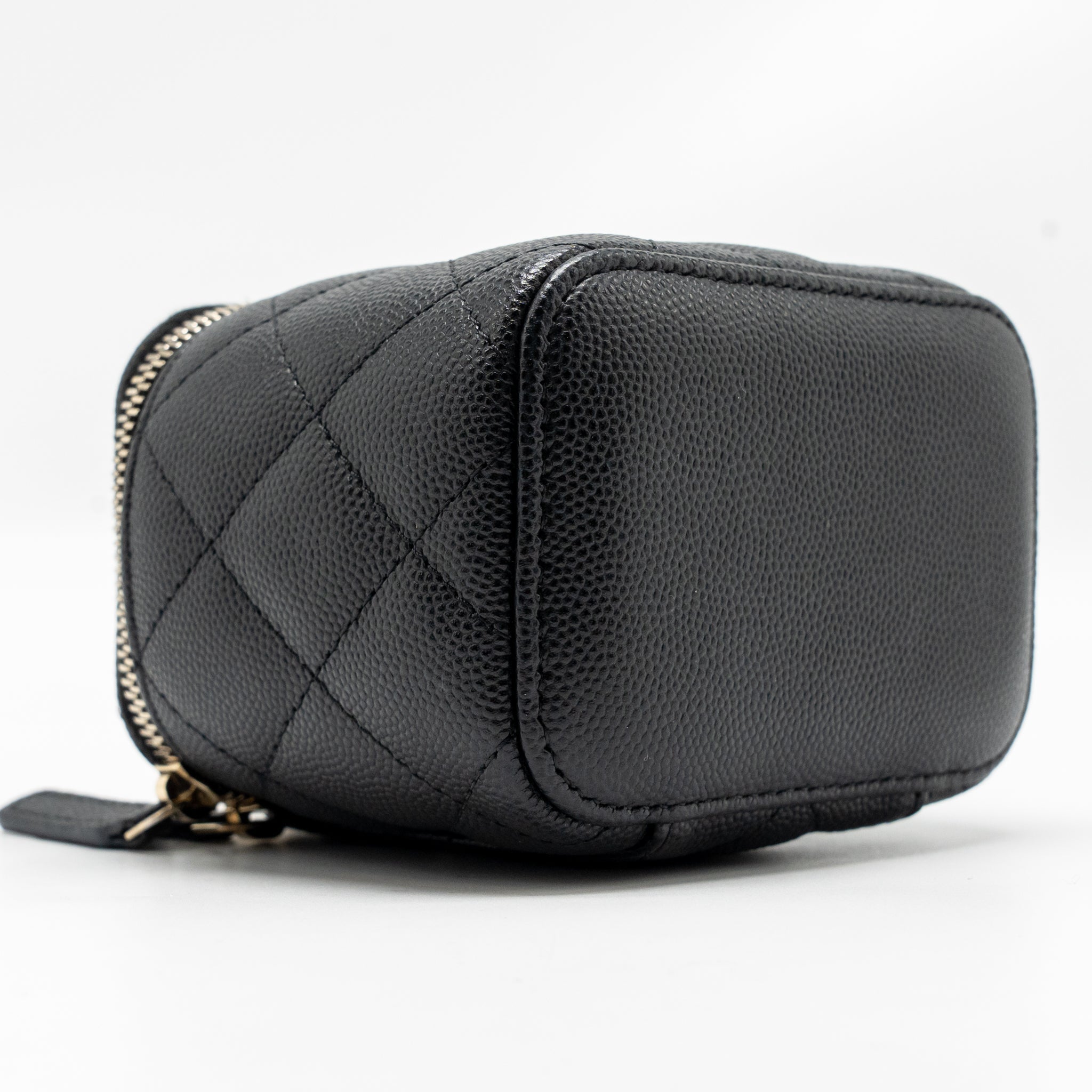 CHANEL CLASSIC SMALL VANITY WITH CHAIN CAVIAR BLACK LGHW