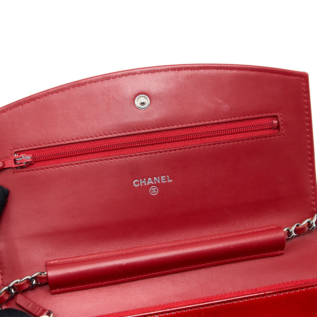CHANEL WALLET ON CHAIN PATENT RED SHW