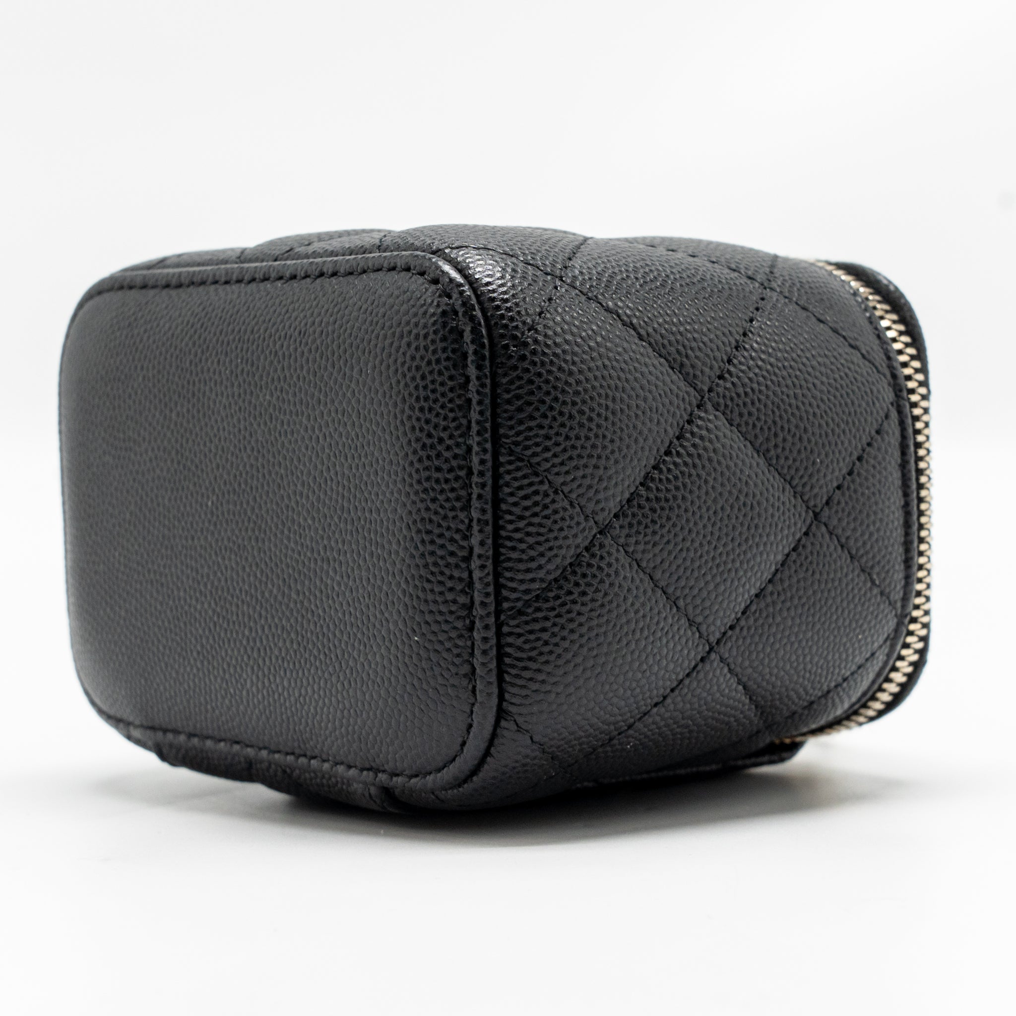CHANEL CLASSIC SMALL VANITY WITH CHAIN CAVIAR BLACK LGHW