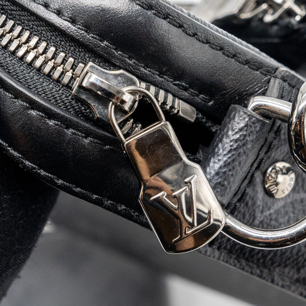 LOUIS VUITTON TRIO MESSENGER BAG MONOGRAM ECLIPSE SHW