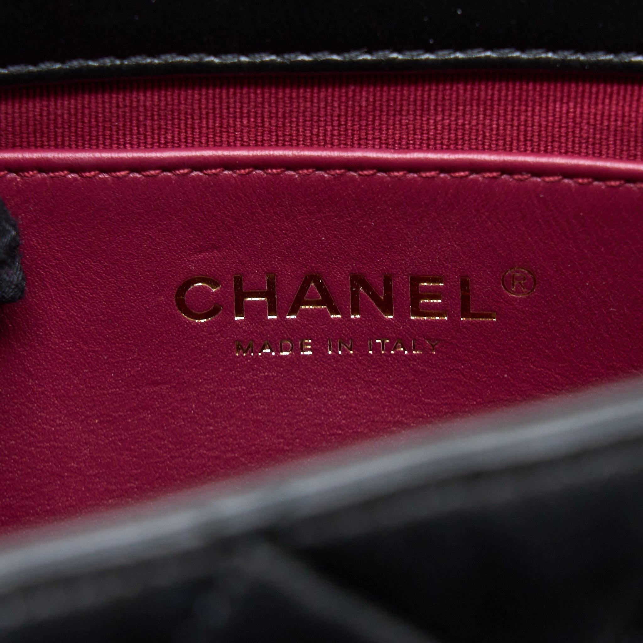 CHANEL QUILTED HOBO CROSSBODY BAG LAMBSKIN BLACK BRUSHED GHW (MICROCHIP)