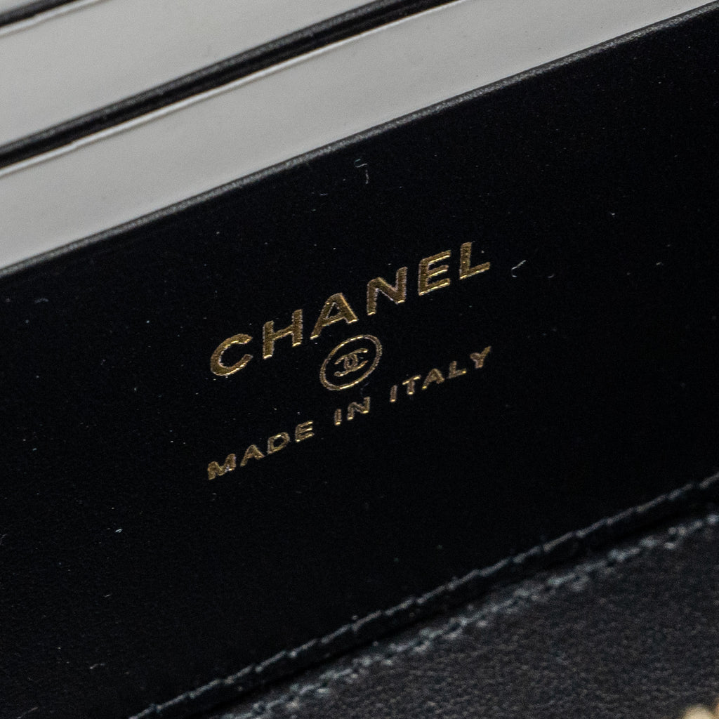 CHANEL LONG VANITY CASE WITH CHARMS CHAIN CALFSKIN BLACK LGHW (MICROCHIP)
