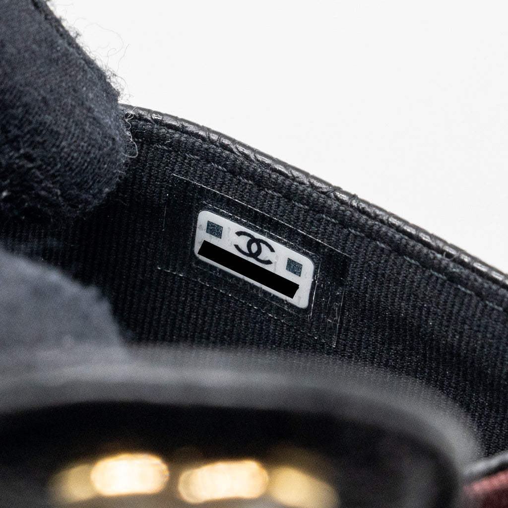 CHANEL CLASSIC FLAP CARD HOLDER CAVIAR BLACK GHW (MICROCHIP)