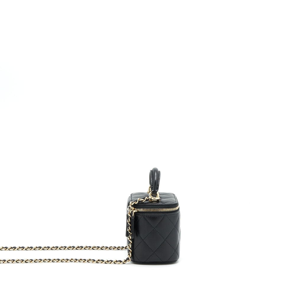 CHANEL 22P TOP HANDLE MINI VANITY WITH CHAIN LAMBSKIN BLACK LGHW