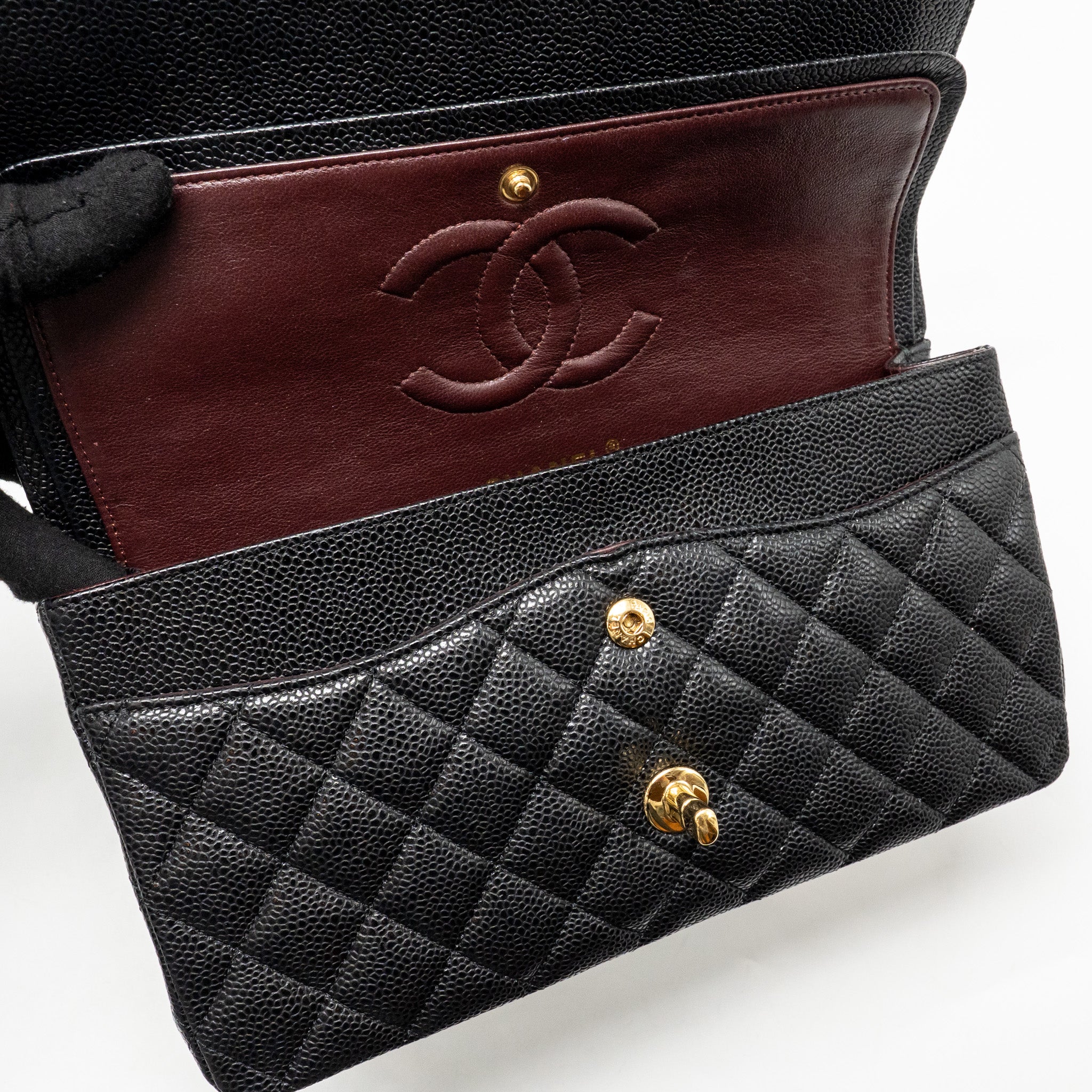 CHANEL MEDIUM CLASSIC DOUBLE FLAP BAG CAVIAR BLACK GHW