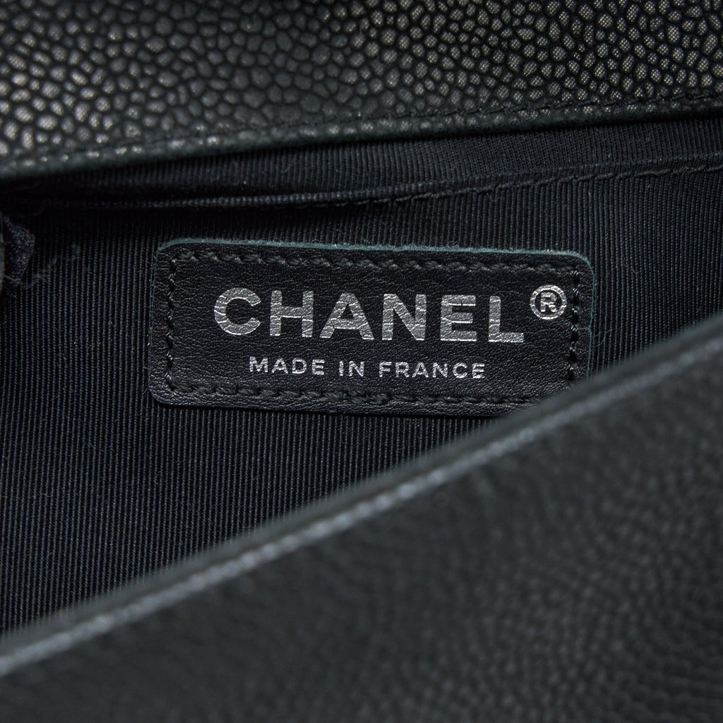 CHANEL MEDIUM BOY BAG GRAINED CALFSKIN BLACK SHW
