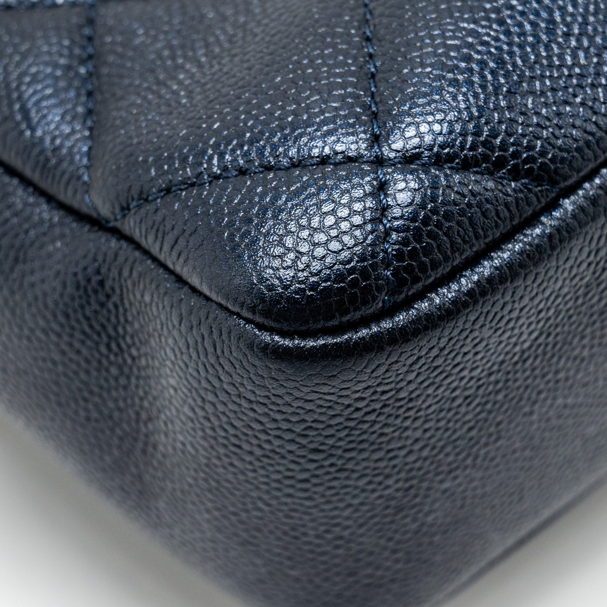 CHANEL 21K MY PERFECT MINI FLAP BAG CAVIAR IRIDESCENT BLACK GHW (MICROCHIP)