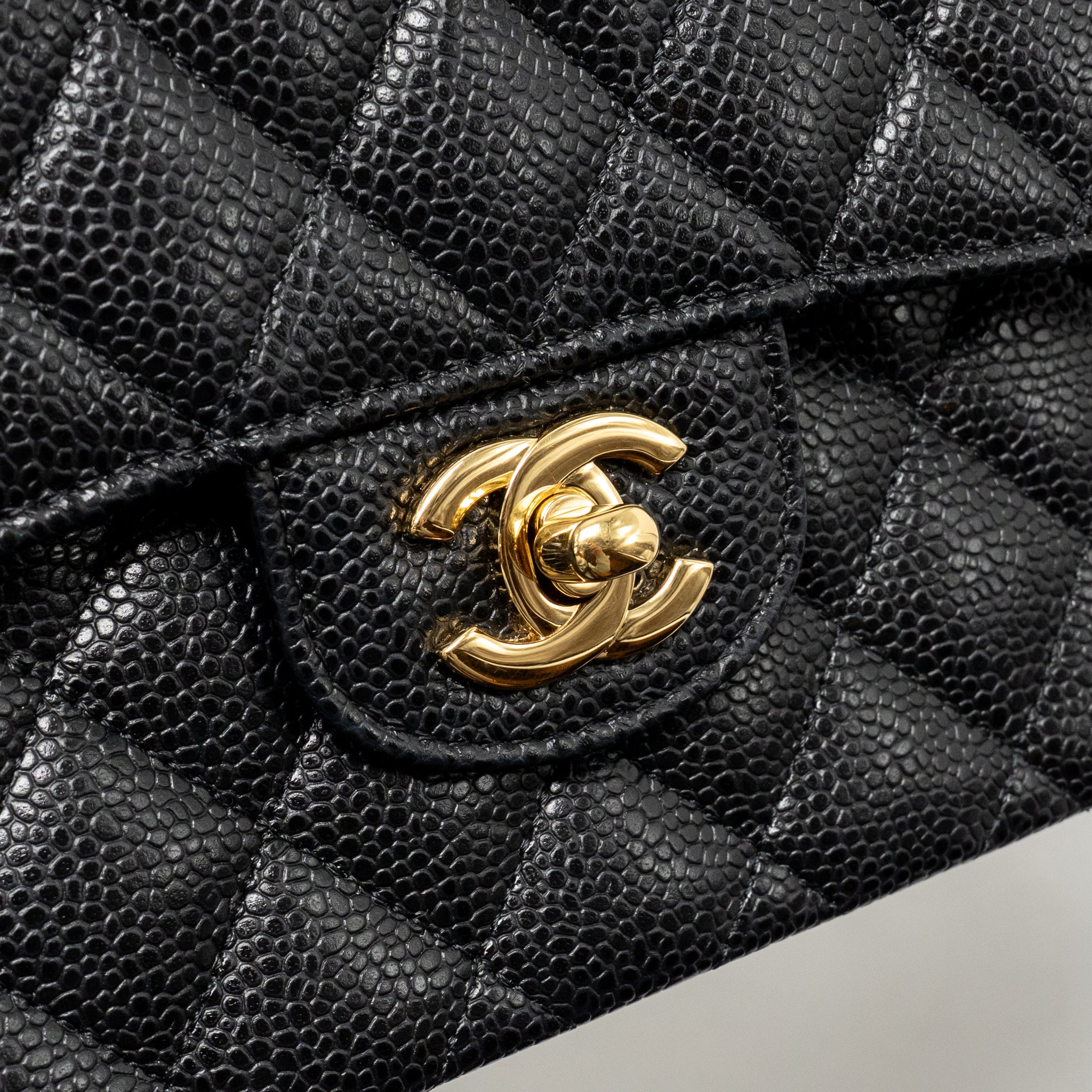 CHANEL SMALL CLASSIC DOUBLE FLAP BAG CAVIAR BLACK GHW (MICROCHIP)