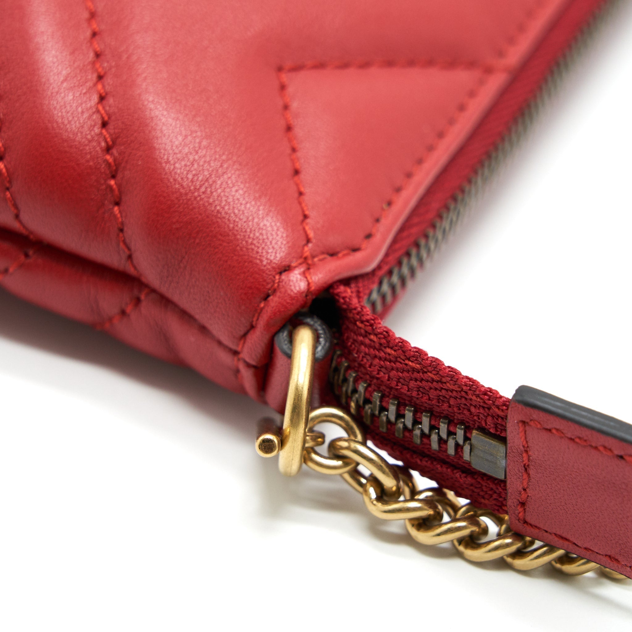 GUCCI MARMONT MINI POUCH WITH CHAIN RED GHW