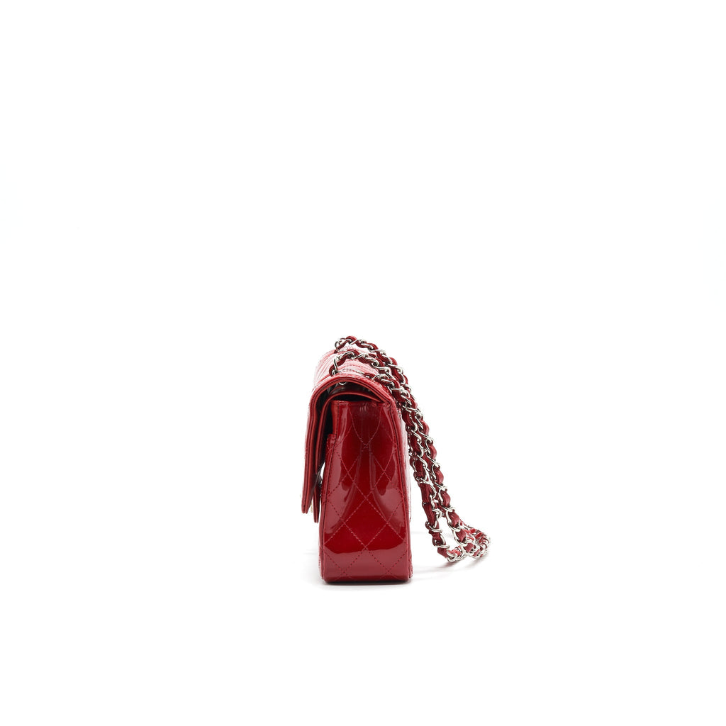 CHANEL MEDIUM CLASSIC DOUBLE FLAP BAG PATENT LEATHER RED SHW