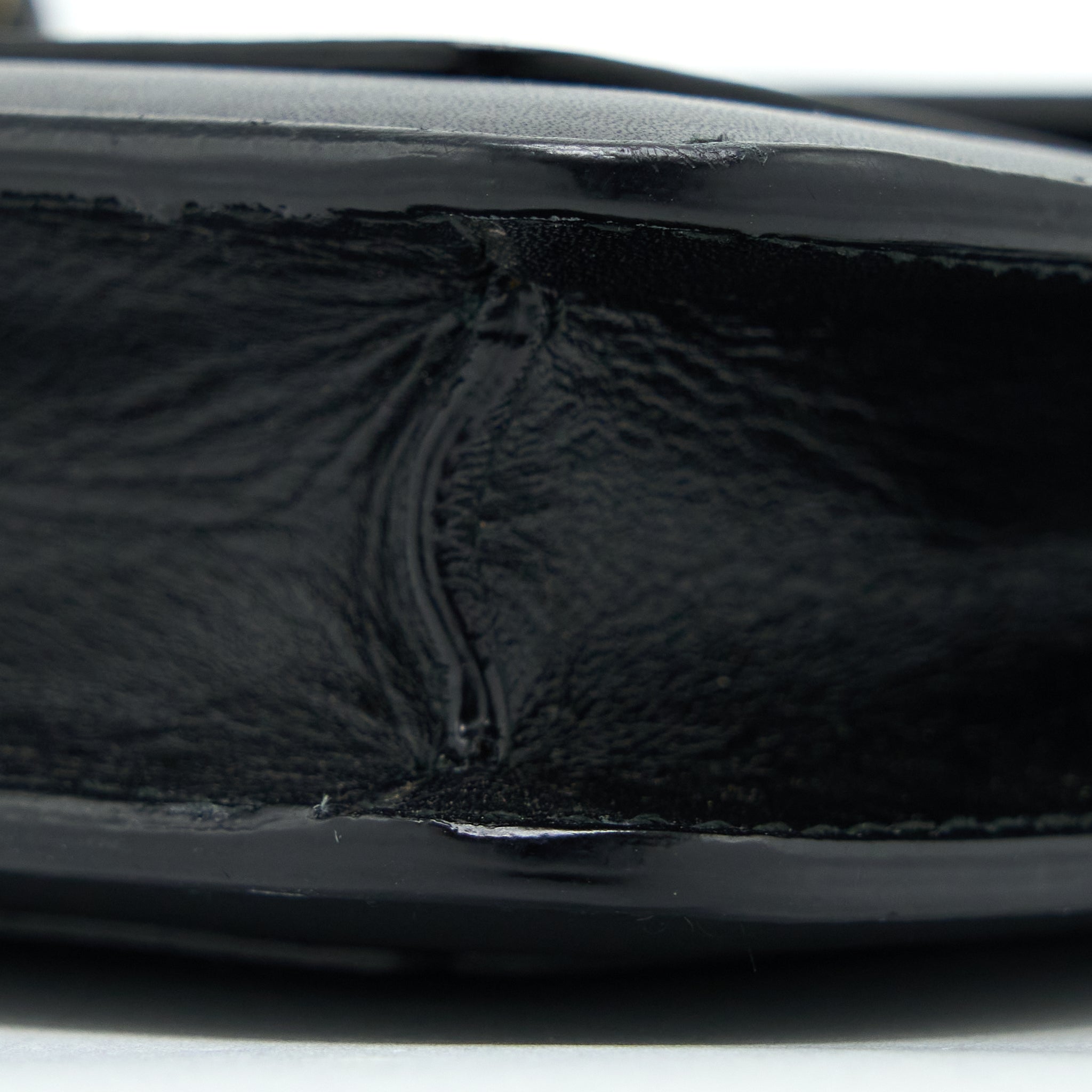 BVLGARI SERPENTI CLUTCH WITH CHAIN CALFSKIN BLACK GHW