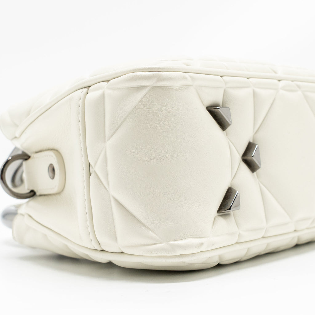 DIOR LADY 95.22 HANDBAG LAMBSKIN WHITE WITH BLACK HARDWARE
