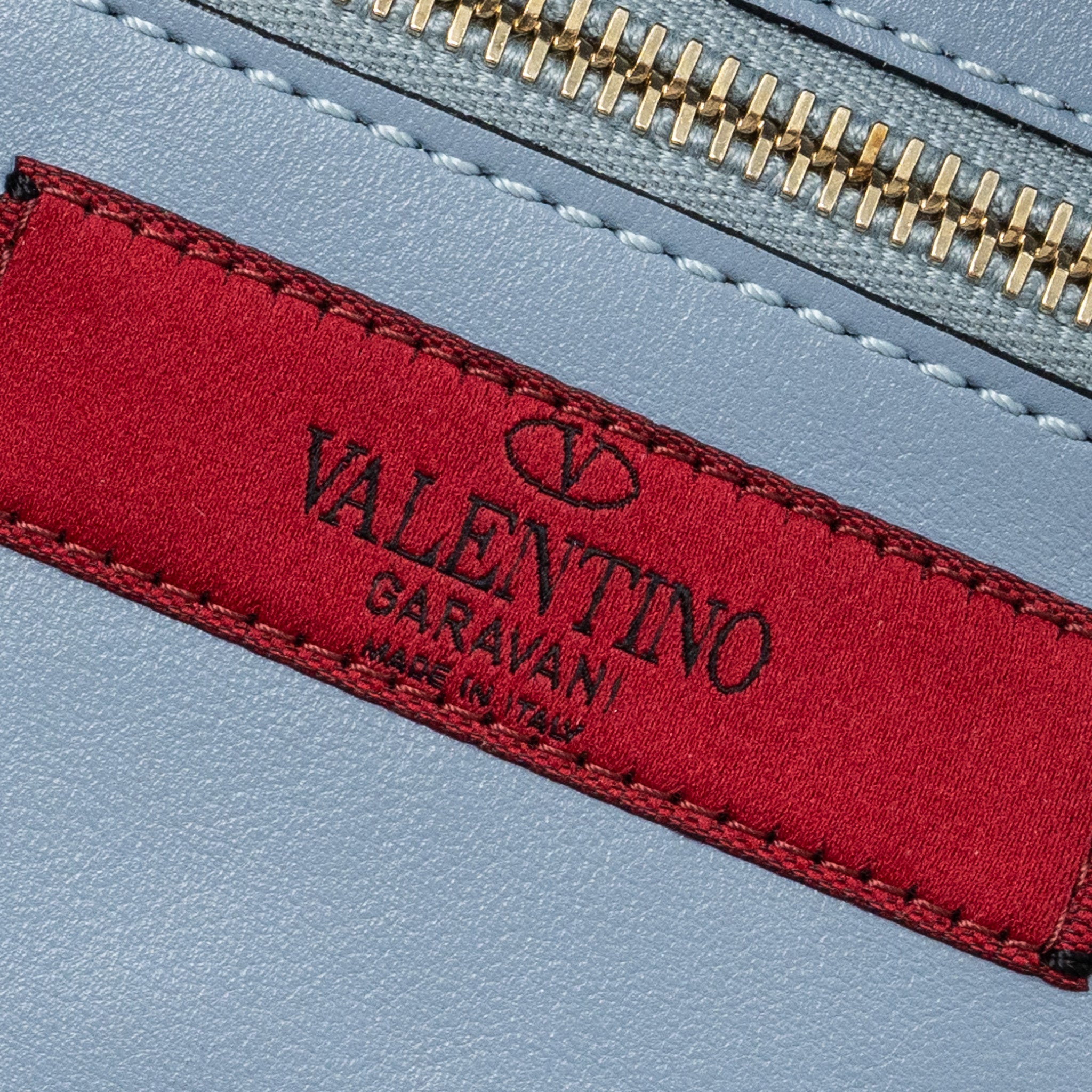 VALENTINO SMALL GRAINY ROCKSTUD BAG LAMBSKIN LIGHT BLUE LGHW