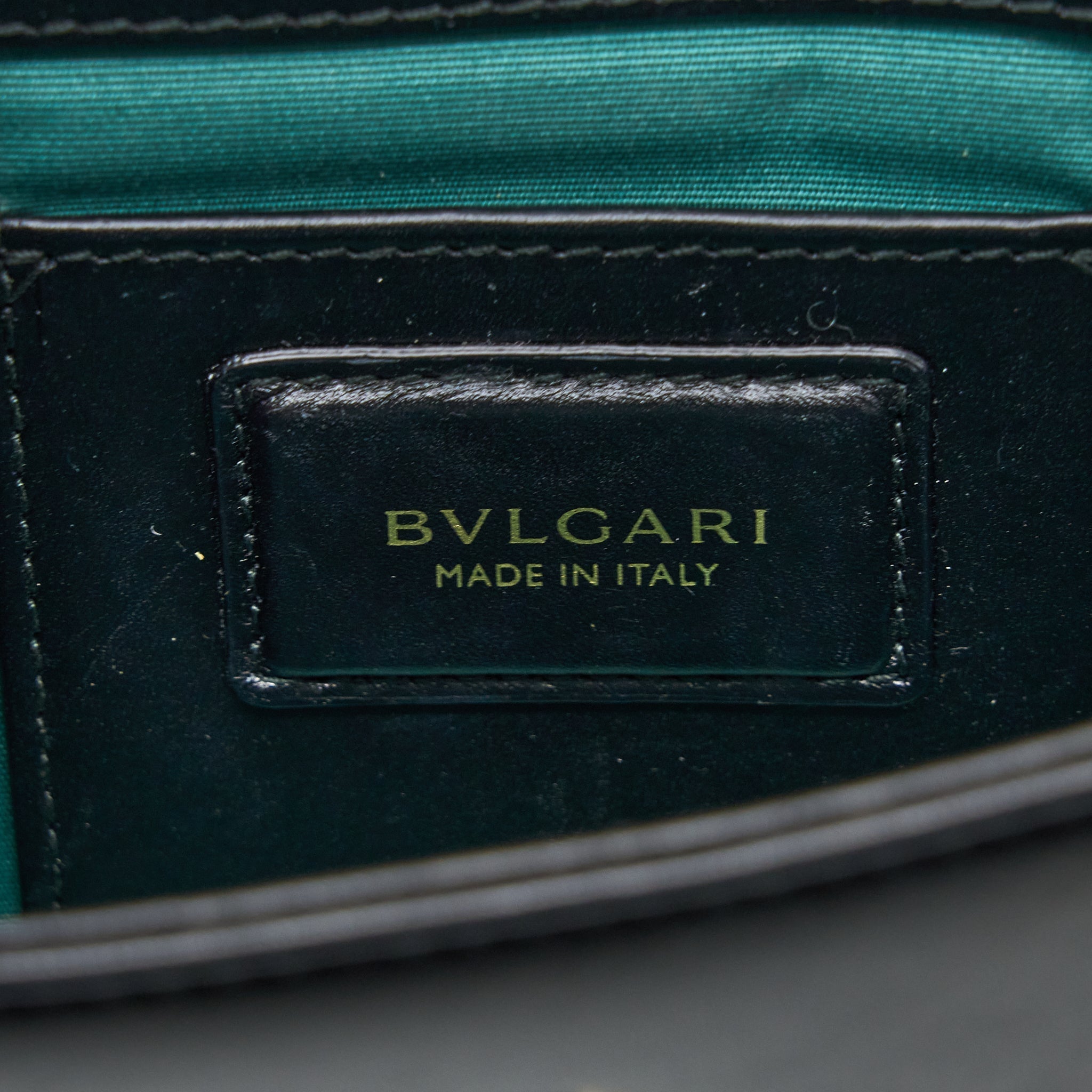 BVLGARI SERPENTI CLUTCH WITH CHAIN CALFSKIN BLACK GHW