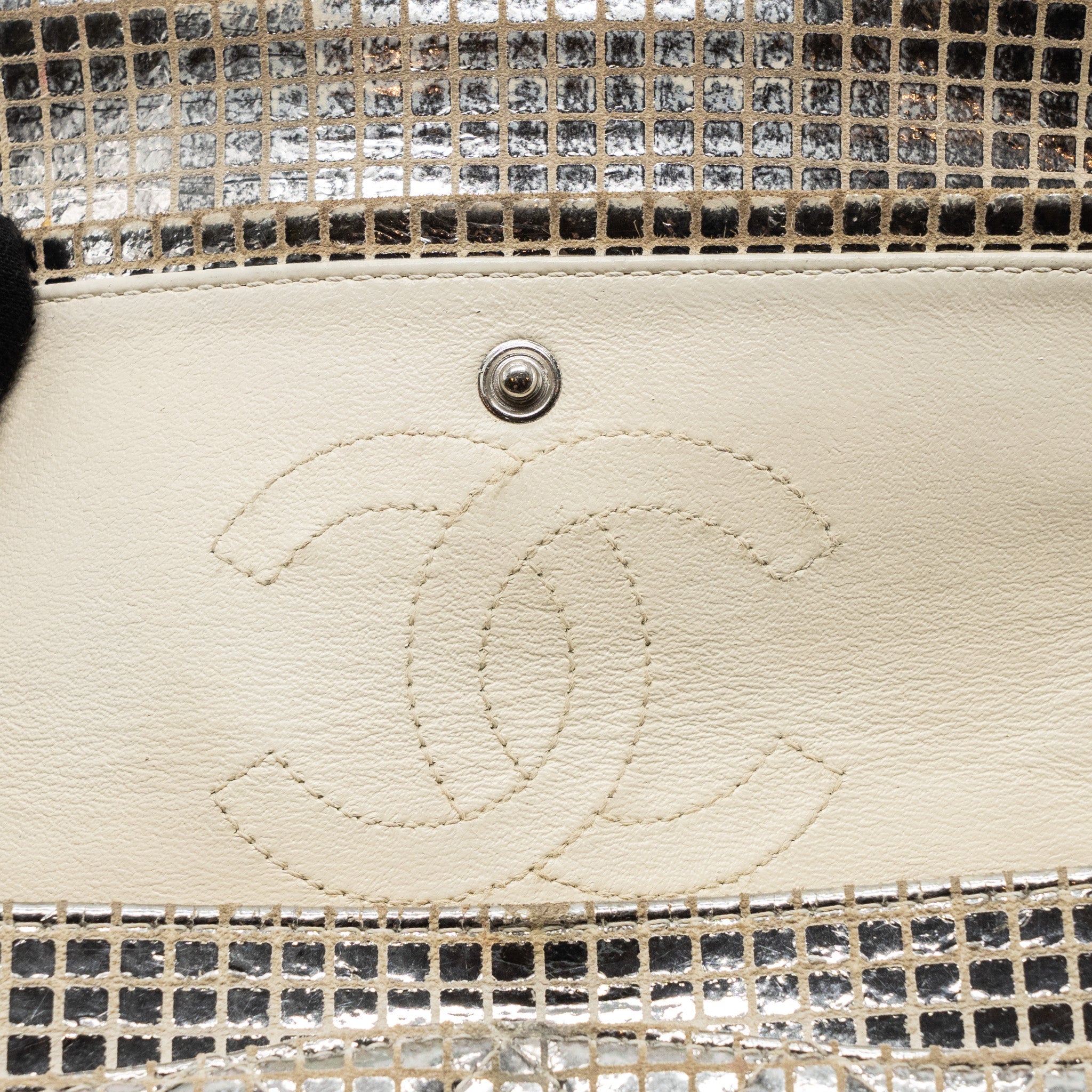 CHANEL MINI 2.55 REISSUE FLAP BAG CALFSKIN BEIGE / SILVER SHW