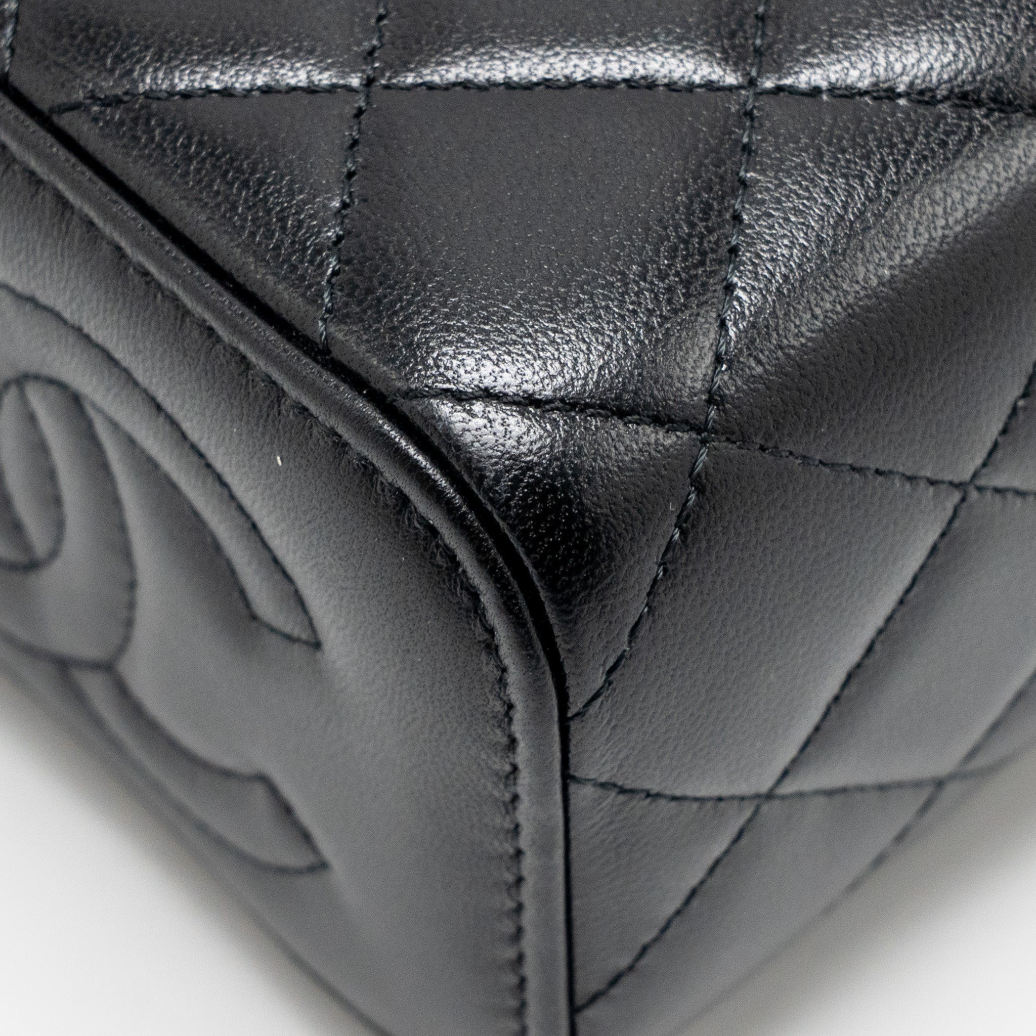 CHANEL PEARL CRUSH MINI VANITY WITH CHAIN LAMBSKIN BLACK GHW (MICROCHIP)