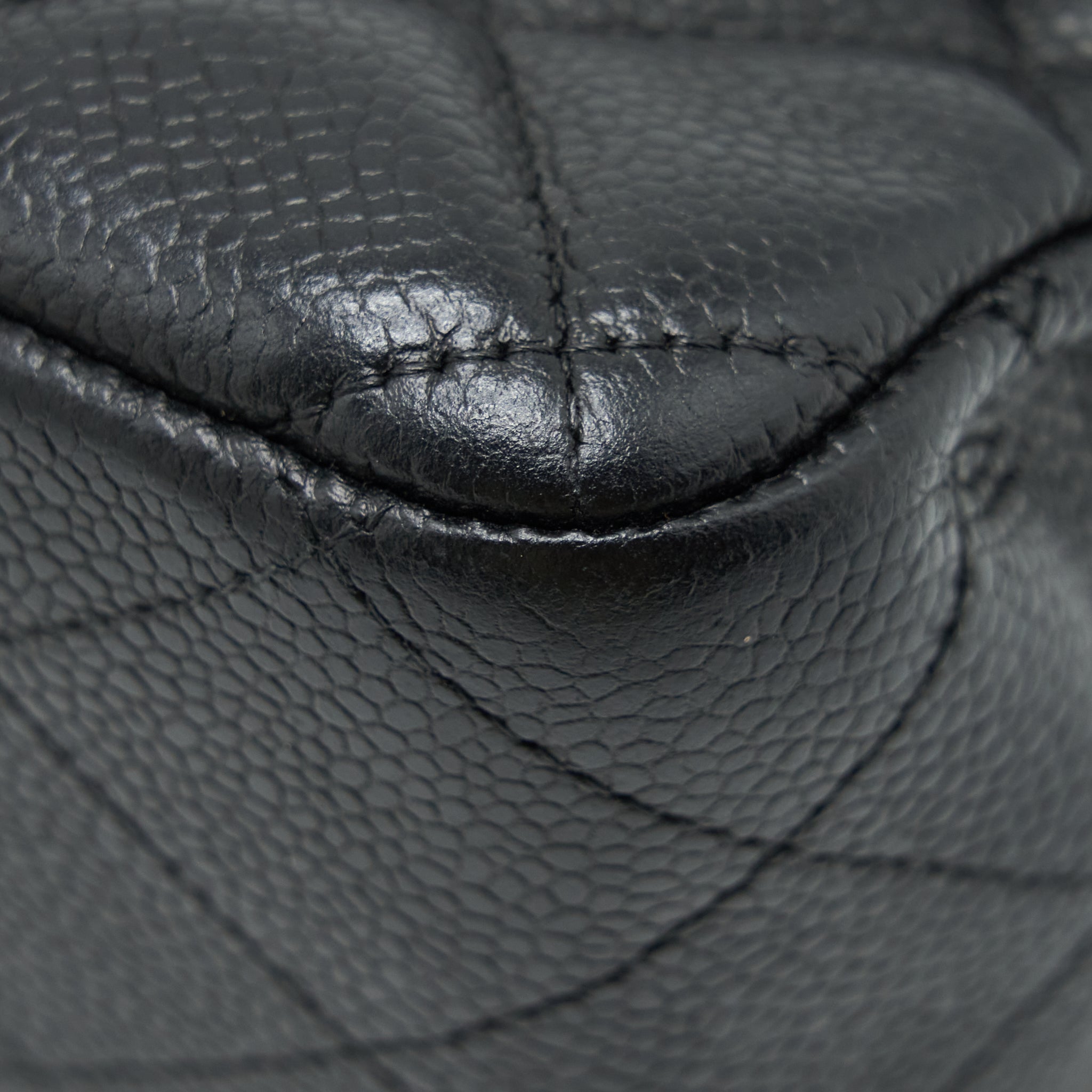 CHANEL JUMBO SINGLE FLAP BAG CAVIAR BLACK GHW