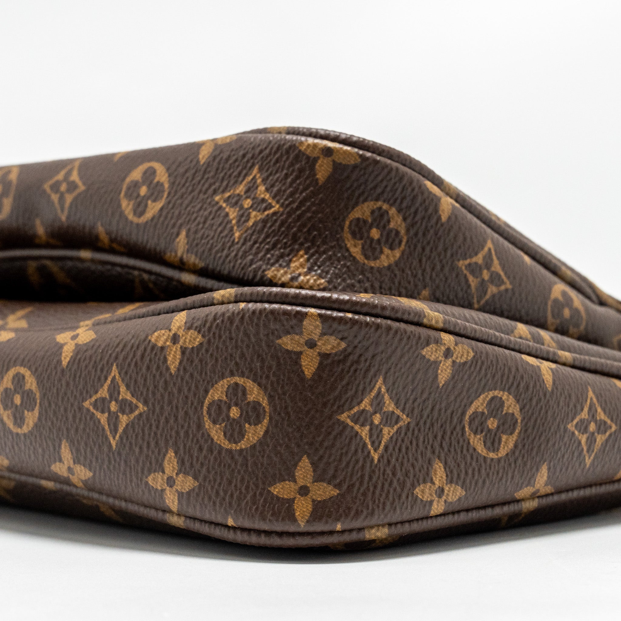 LOUIS VUITTON MULTI POCHETTE ACCESSOIRES MONOGRAM CANVAS GHW
