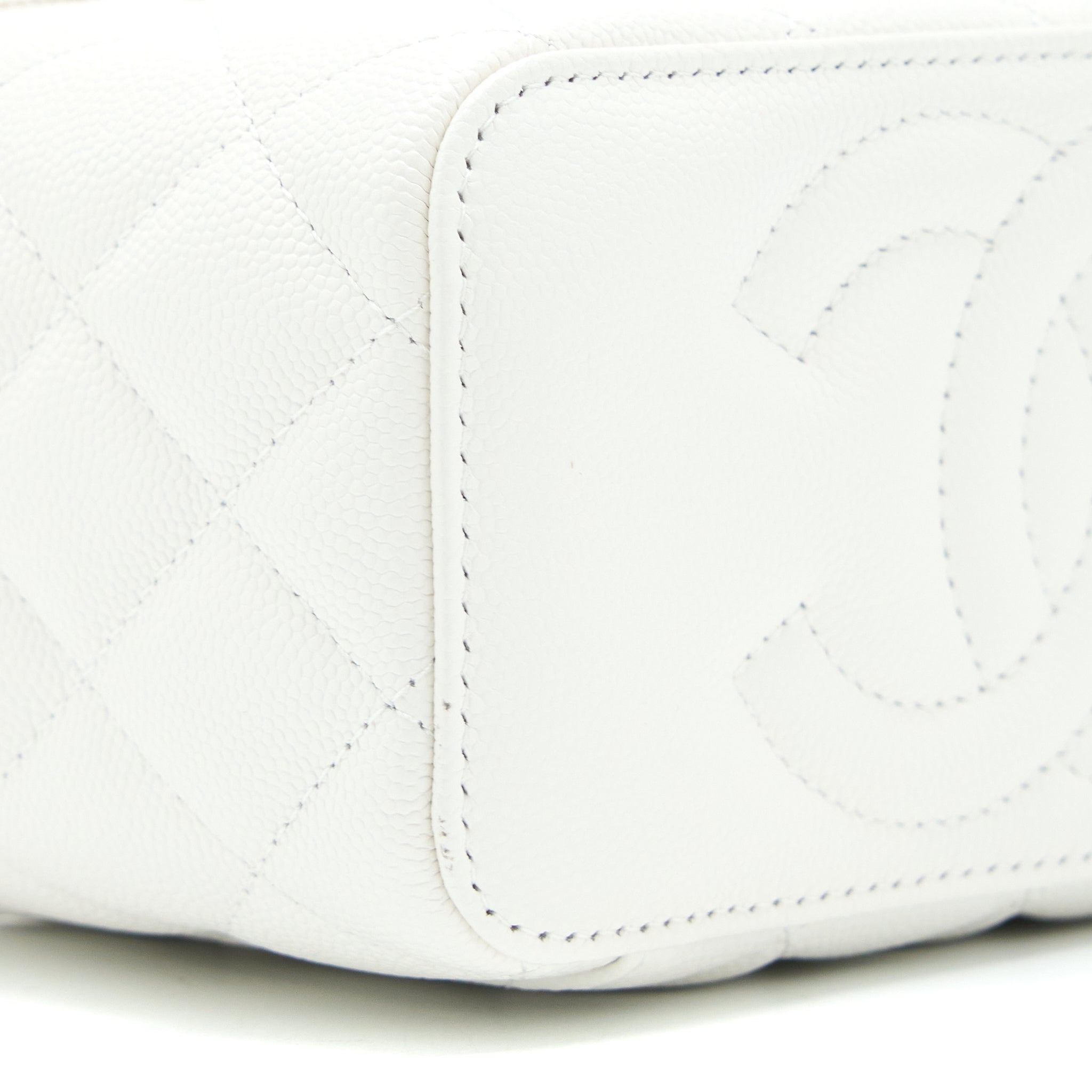 CHANEL LONG VANITY WITH CHAIN CAVIAR WHITE LGHW (MICROCHIP)