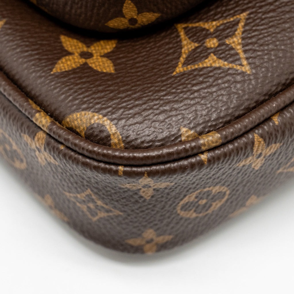 LOUIS VUITTON MULTI POCHETTE ACCESSOIRES MONOGRAM CANVAS GHW