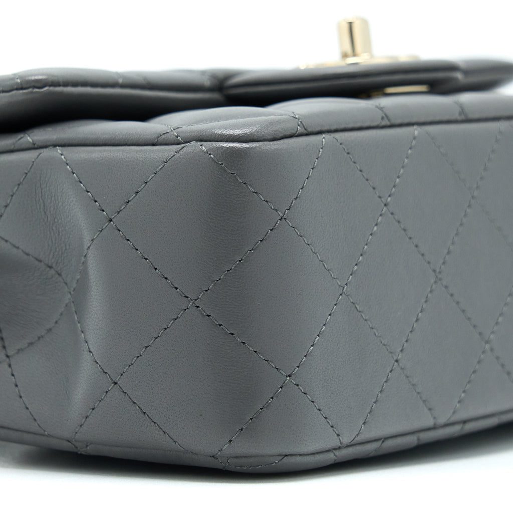 CHANEL 22A TOP HANDLE MINI RECTANGULAR FLAP BAG LAMBSKIN GREY LGHW(MICROCHIP)