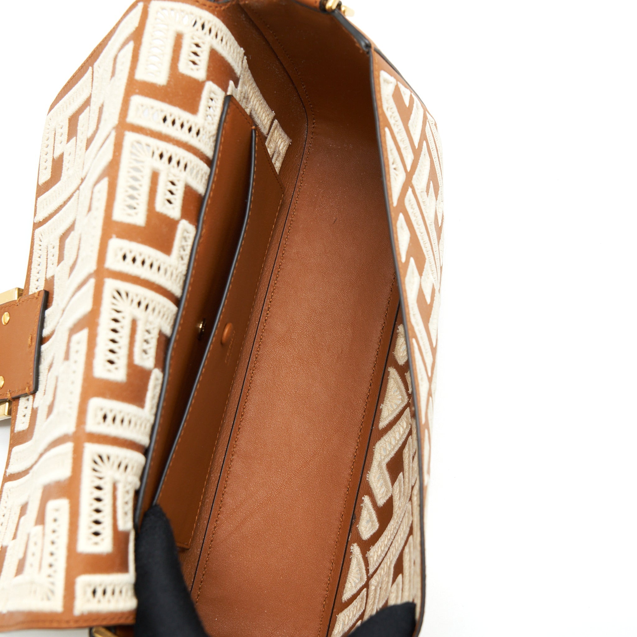 FENDI BAGUETTE CALFSKIN BROWN AND WHITE GHW