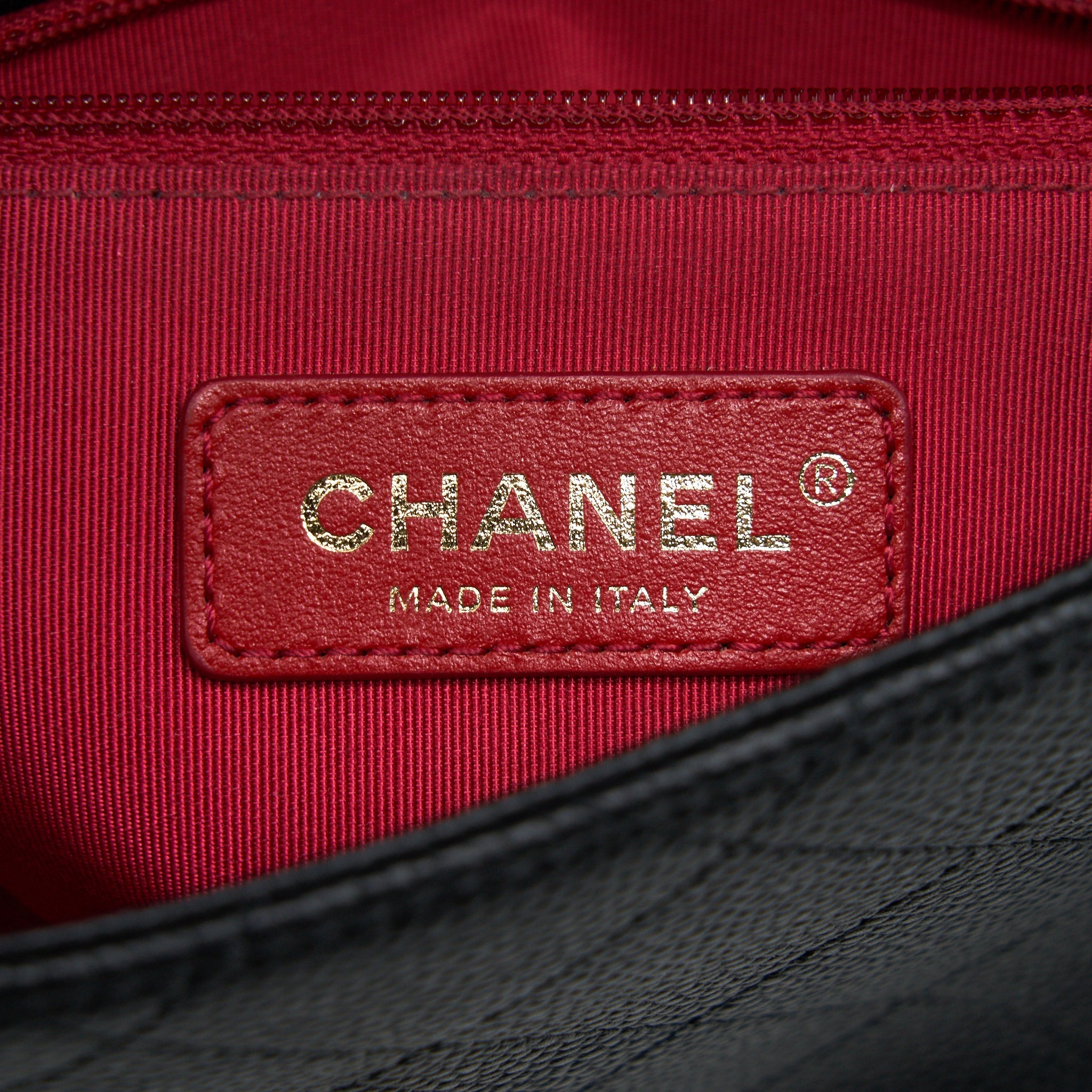 CHANEL CAVIAR QUILTED FLAP BAG WITH HANDLE AND CHAIN BLACK LGHW