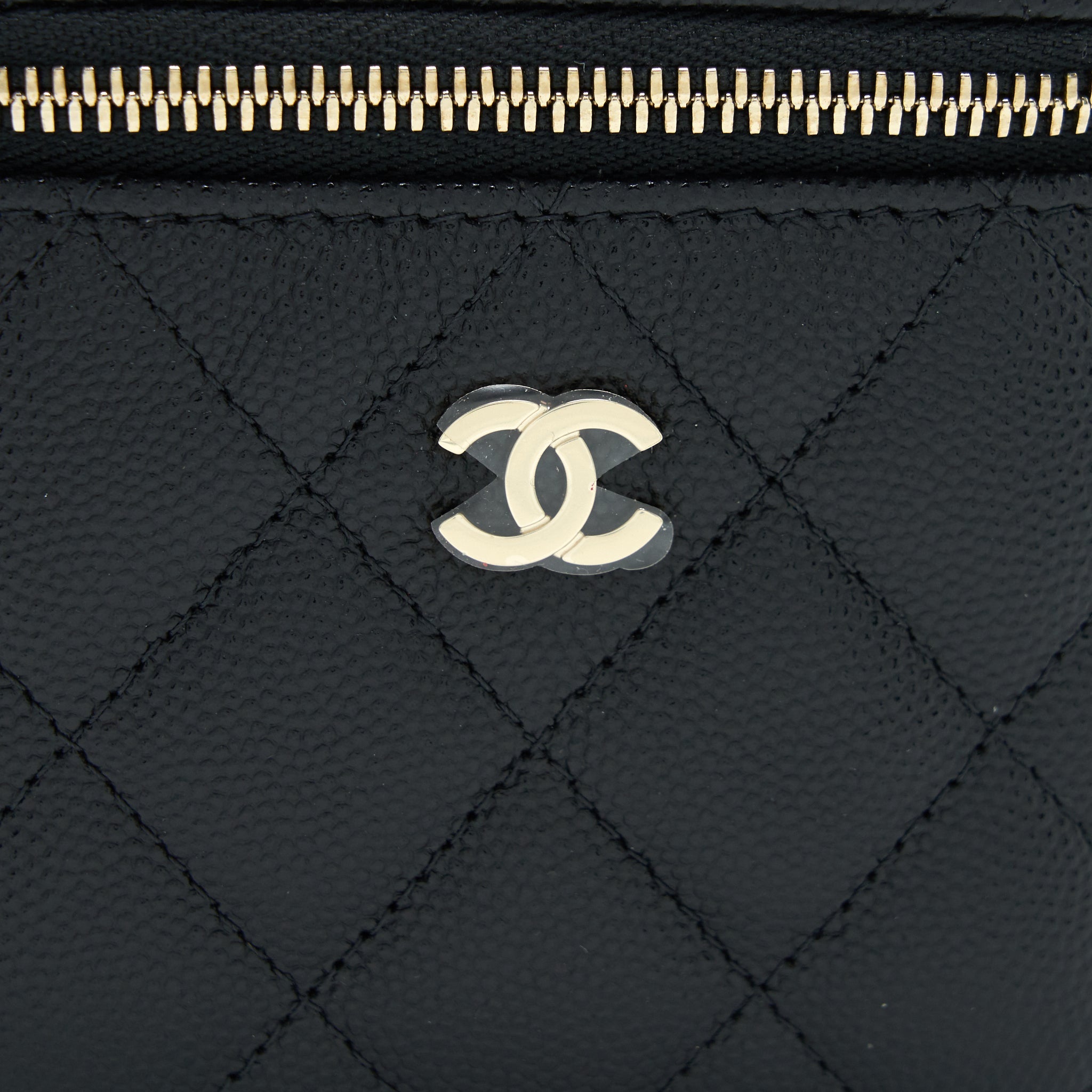 CHANEL MINI VANITY CAVIAR IN BLACK LGHW