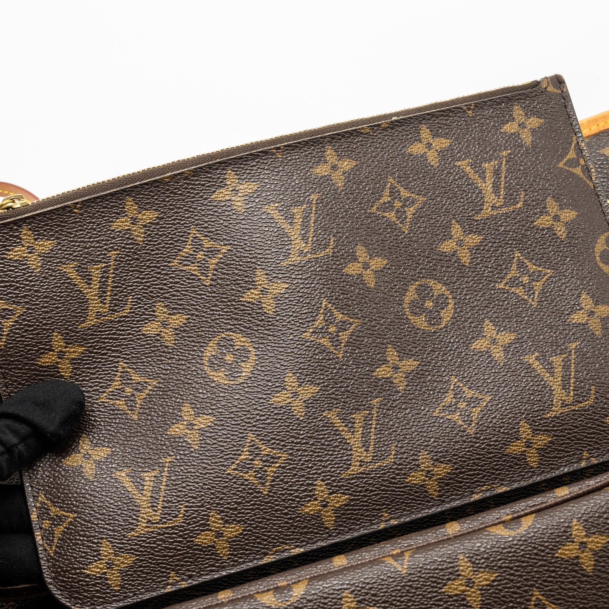 LOUIS VUITTON NEVERFULL MM MONOGRAM CANVAS GHW