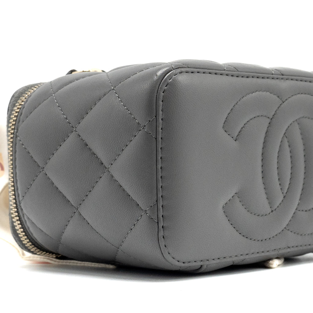 CHANEL LONG VANITY CASE LAMBSKIN GREY LGHW (MICROCHIP)