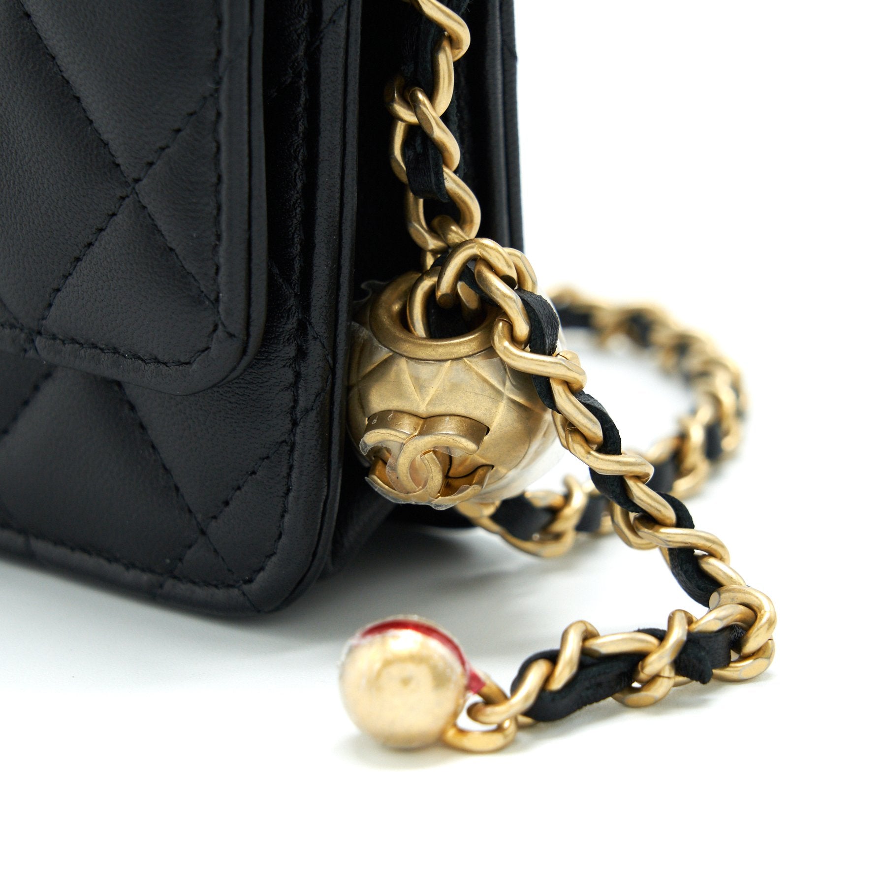 CHANEL 22C PEARL CRUSH WALLET ON CHAIN BLACK GHW (MICROCHIP)