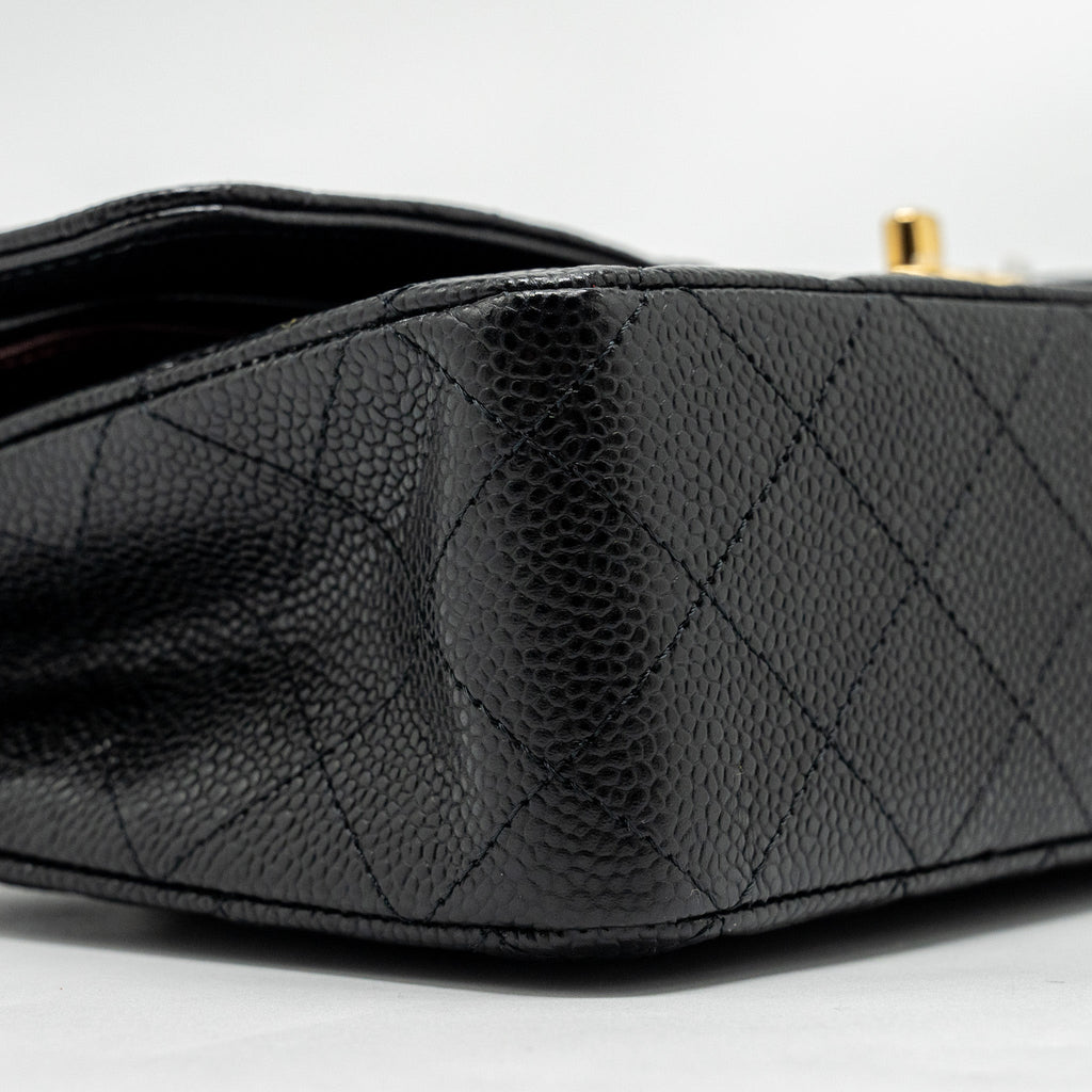 CHANEL MEDIUM CLASSIC DOUBLE FLAP BAG CAVIAR BLACK GHW (MICROCHIP)