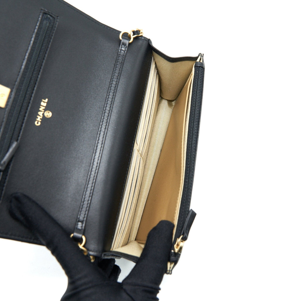 CHANEL 22C PEARL CRUSH WALLET ON CHAIN BLACK GHW (MICROCHIP)
