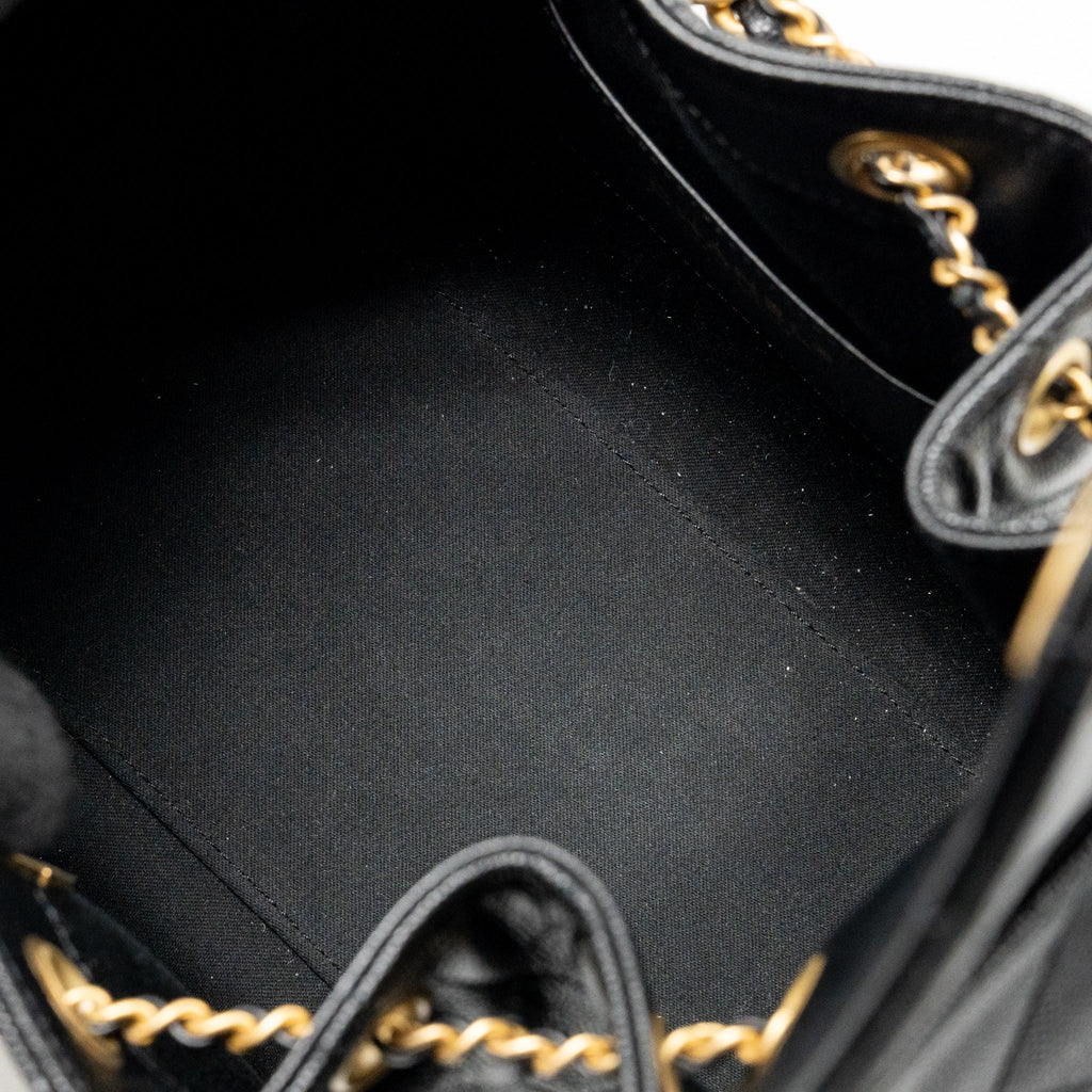 CHANEL SMALL 25 BAG CAVIAR BLACK GHW (MICROCHIP)