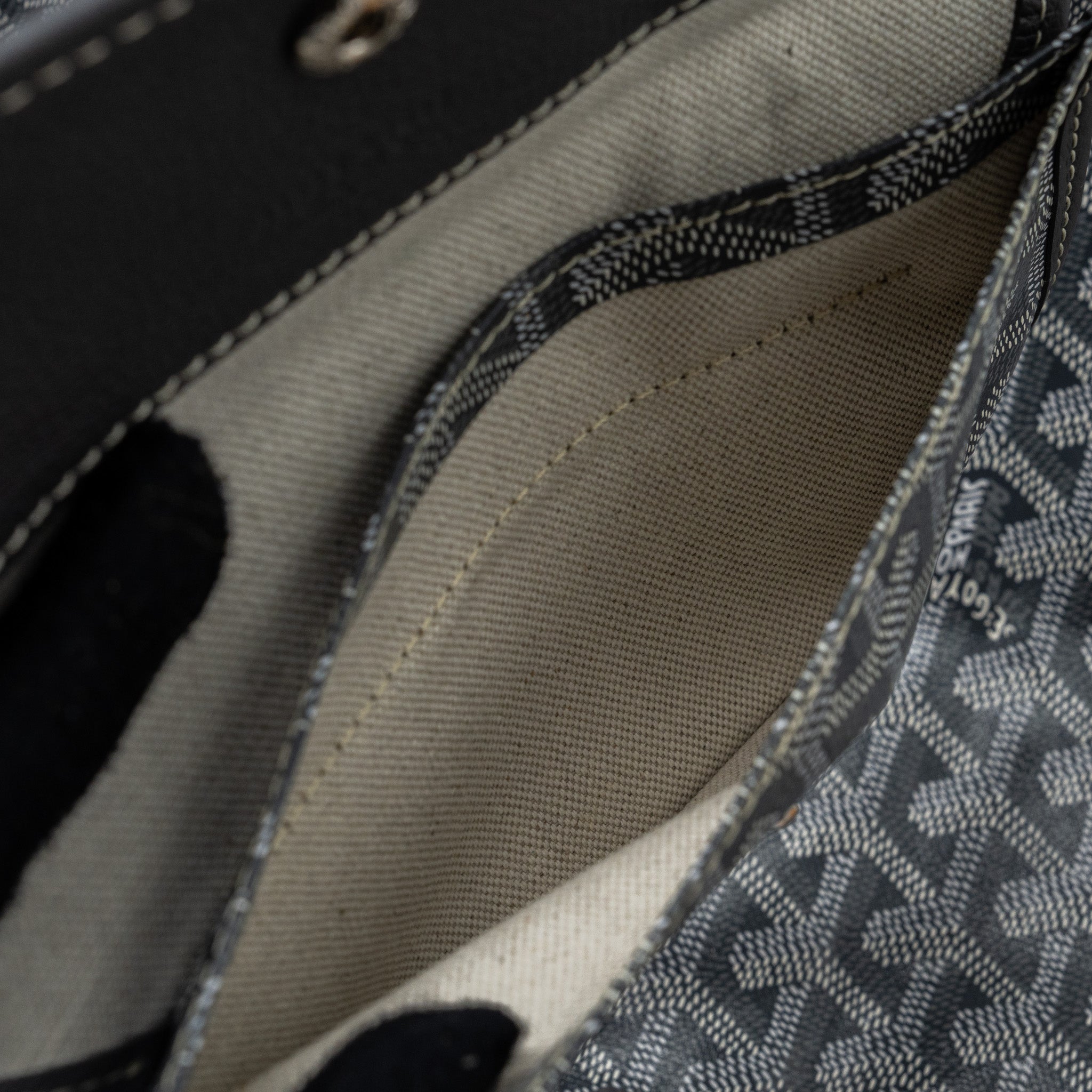 GOYARD SAINT LOUIS PM TOTE BAG GOYARDINE CANVAS GREY / MULTICOLOURED SHW