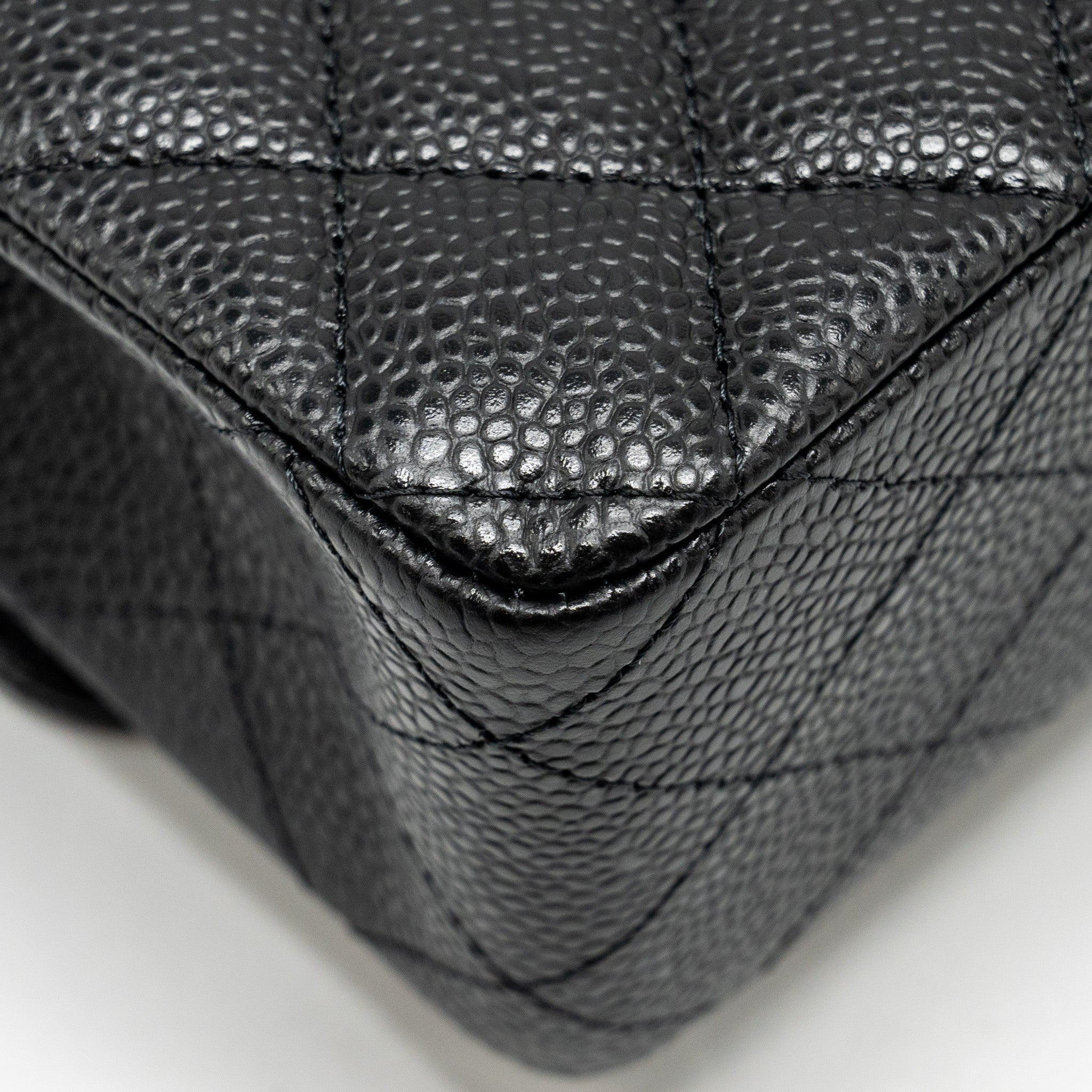 CHANEL MEDIUM CLASSIC DOUBLE FLAP BAG CAVIAR BLACK GHW (MICROCHIP)