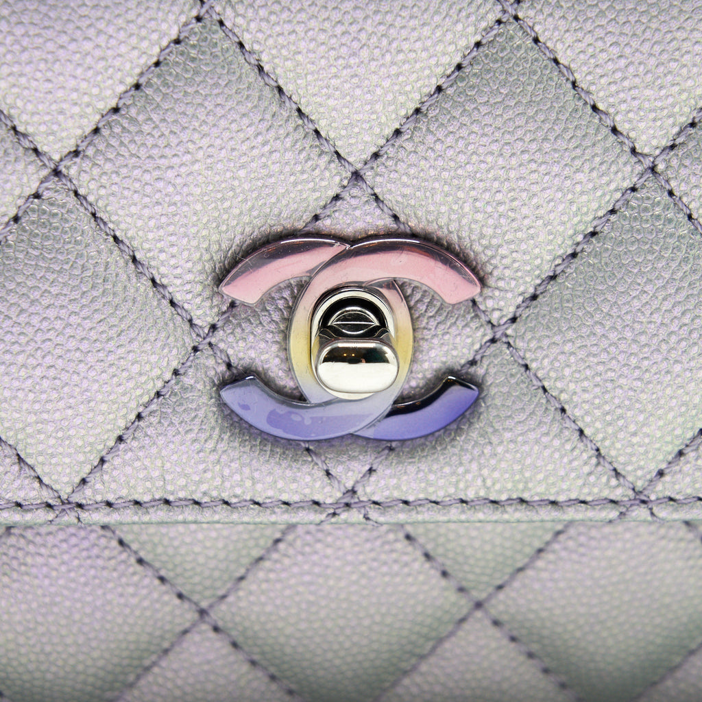 CHANEL 21K SMALL COCO HANDLE 24CM CAVIAR IRIDESCENT LILAC RAINBOW HARDWARE (MICROCHIP)