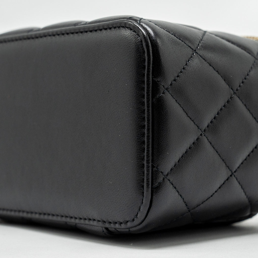 CHANEL TOP HANDLE LONG VANITY WITH CHAIN LAMBSKIN BLACK GHW