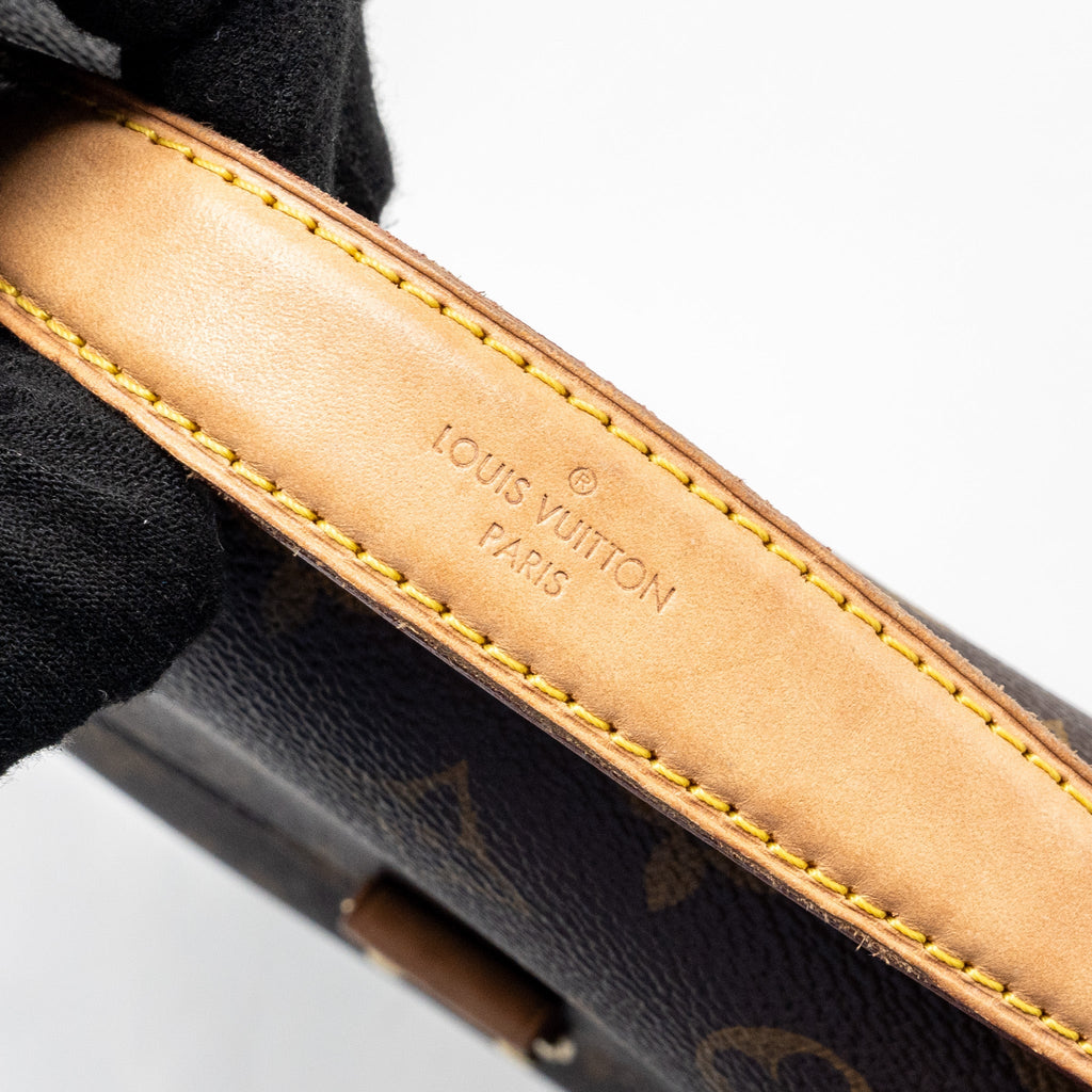 LOUIS VUITTON POCHETTE METIS MONOGRAM CANVAS GHW